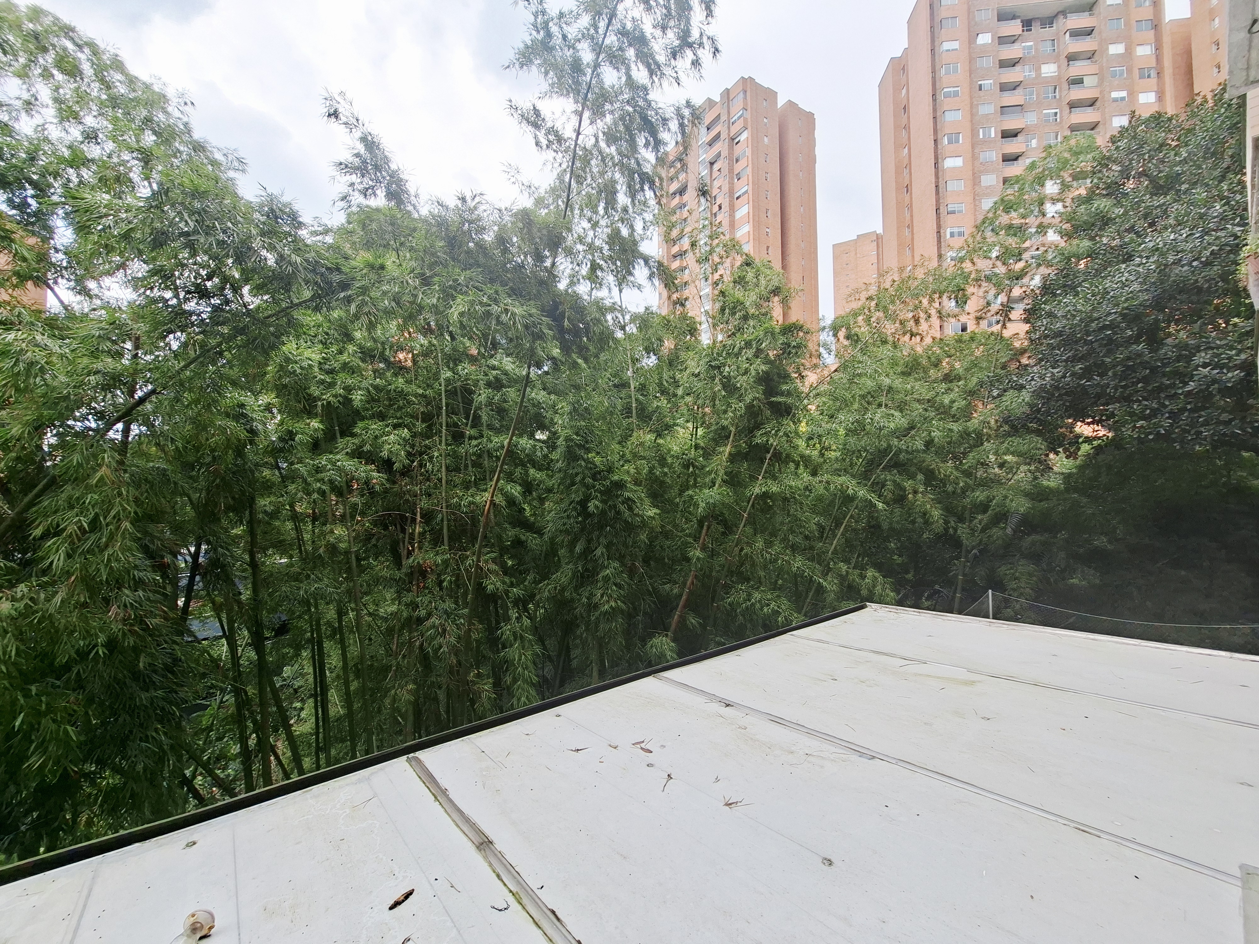 VENTA DE APARTAMENTO EN LA INTERMEDIA ENVIGADO ALTA VALORIZACIÓN
