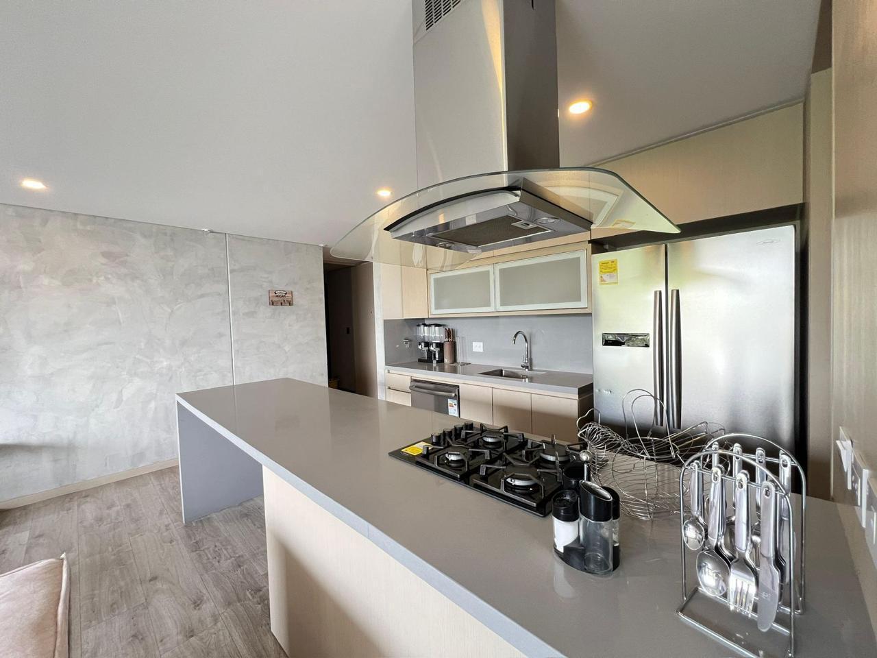 Apartamento en arriendo amoblado Poblado Hermoso LC