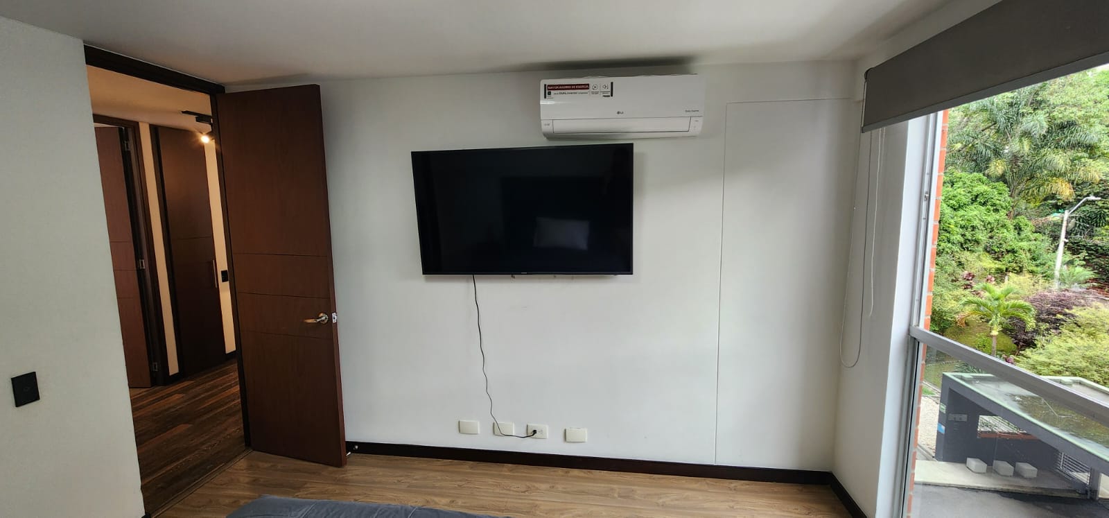 APARTAMENTO EN ARRIENDO AMOBLADO POBLADO SRLC