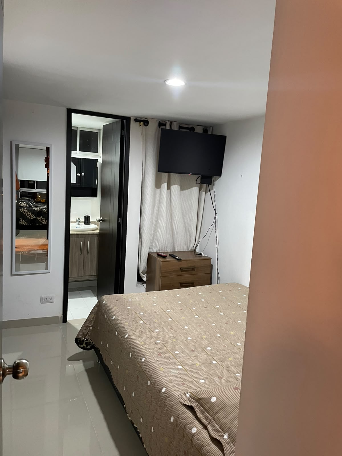 Apartamento en arriendo amoblado  por noche airbnb Guayabal