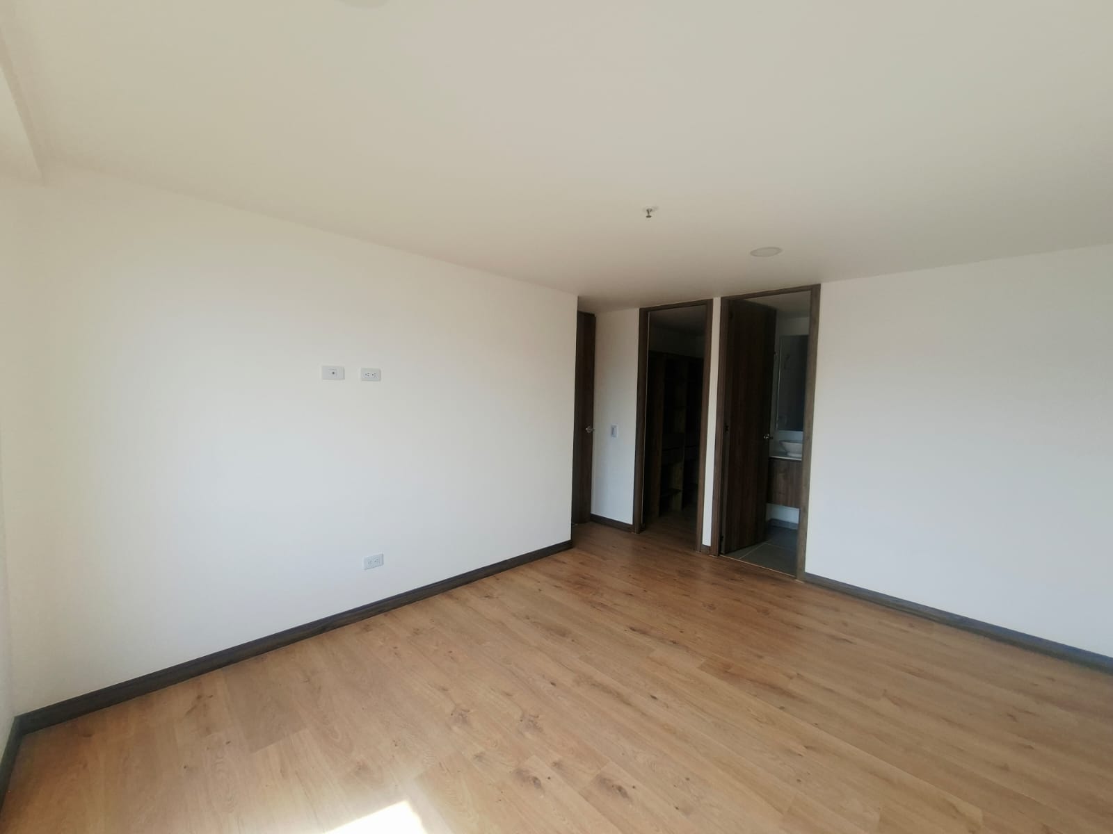 Apartamento para la venta en la Loma del Indio PL10
