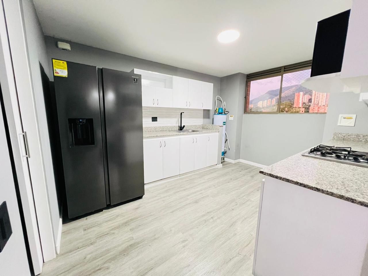 Apartamento en arriendo Intermedia Envigado LC