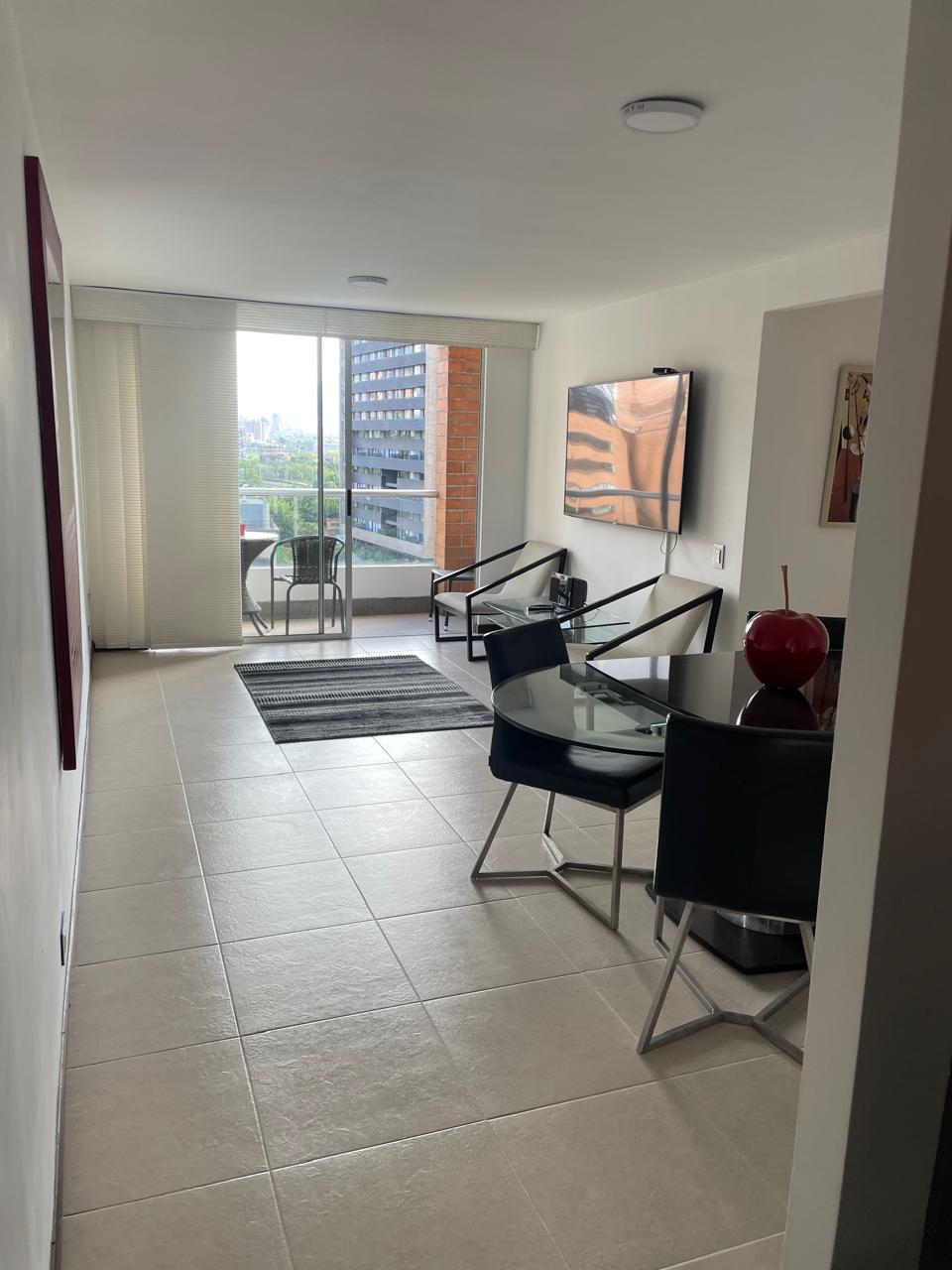 APARTAMENTO EN ARRIENDO AMOBLADO JUNTO A LA MILLA DE ORO LC