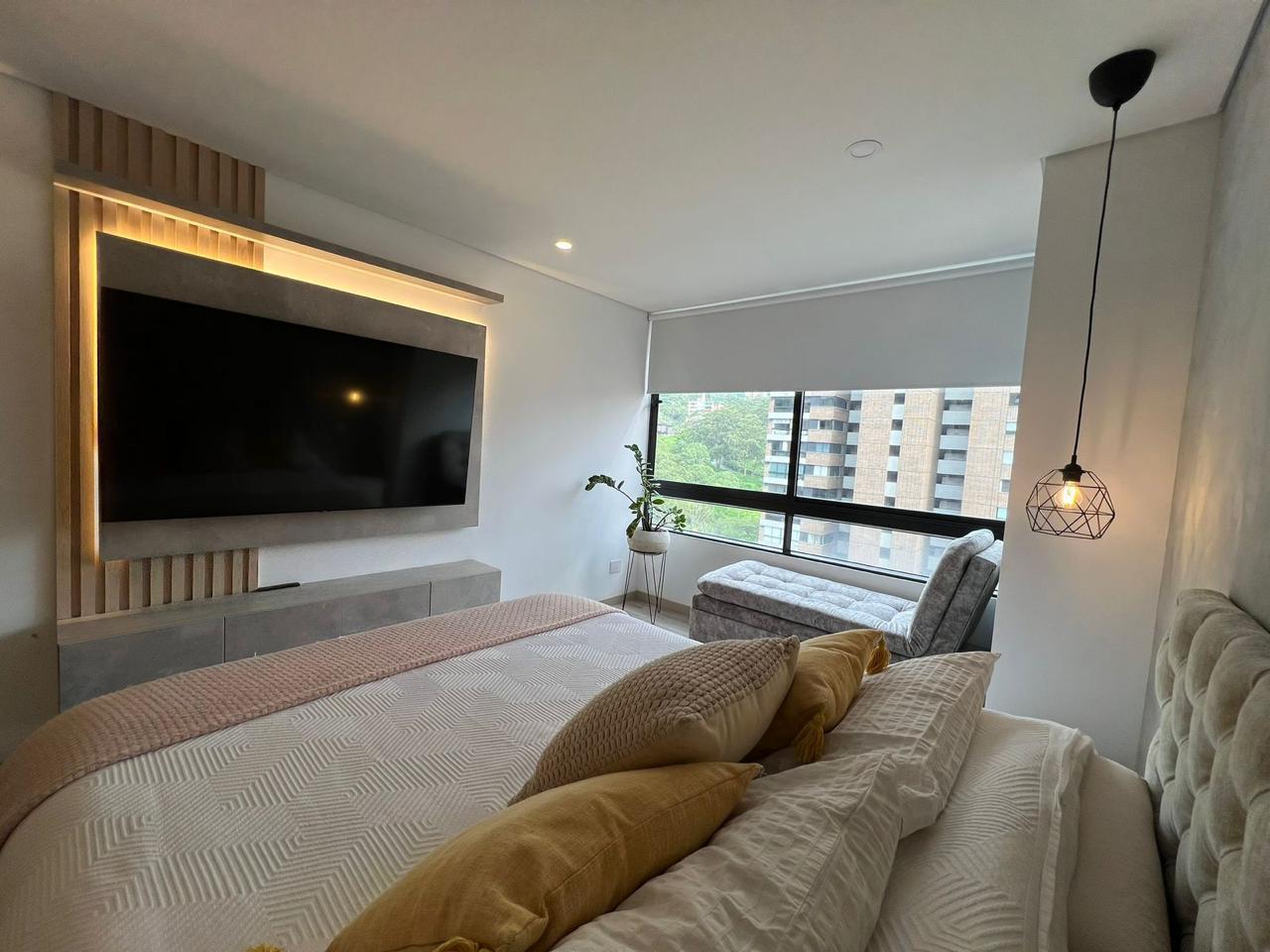 Apartamento en arriendo amoblado Poblado Hermoso LC