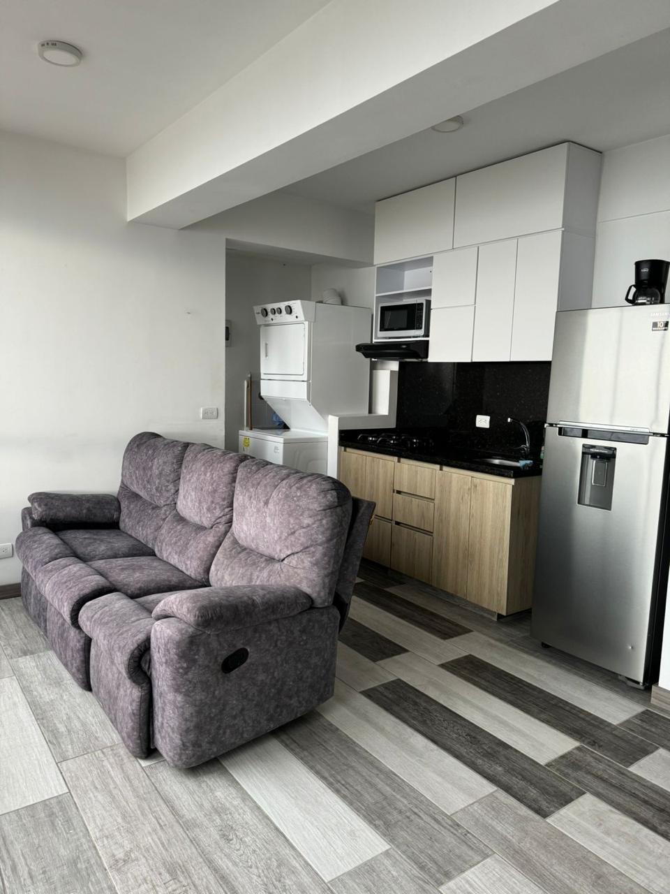 Apartamento amoblado Sabaneta FR- LB