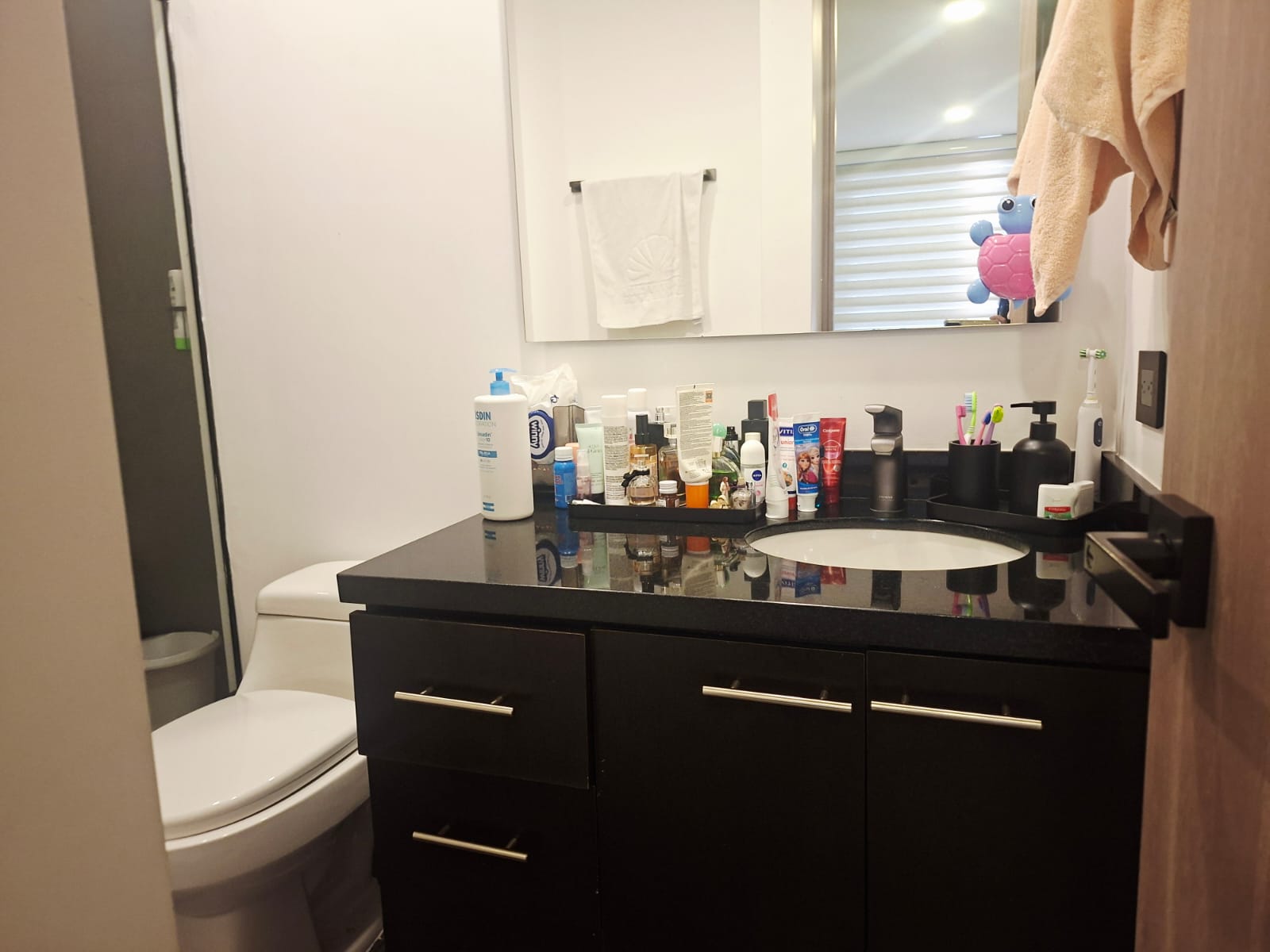 APARTAMENTO PARA LA VENTA EN POBLADO,  CERCA A PALMAS Y CASTROPOL