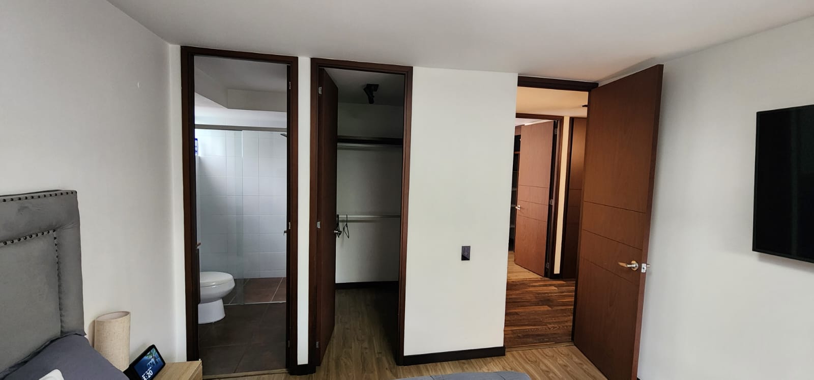 APARTAMENTO EN ARRIENDO AMOBLADO POBLADO SRLC