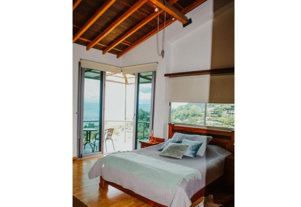 CASA EN ARRIENDO POBLADO LAS PALMAS  LUJO Y CONFORT MA