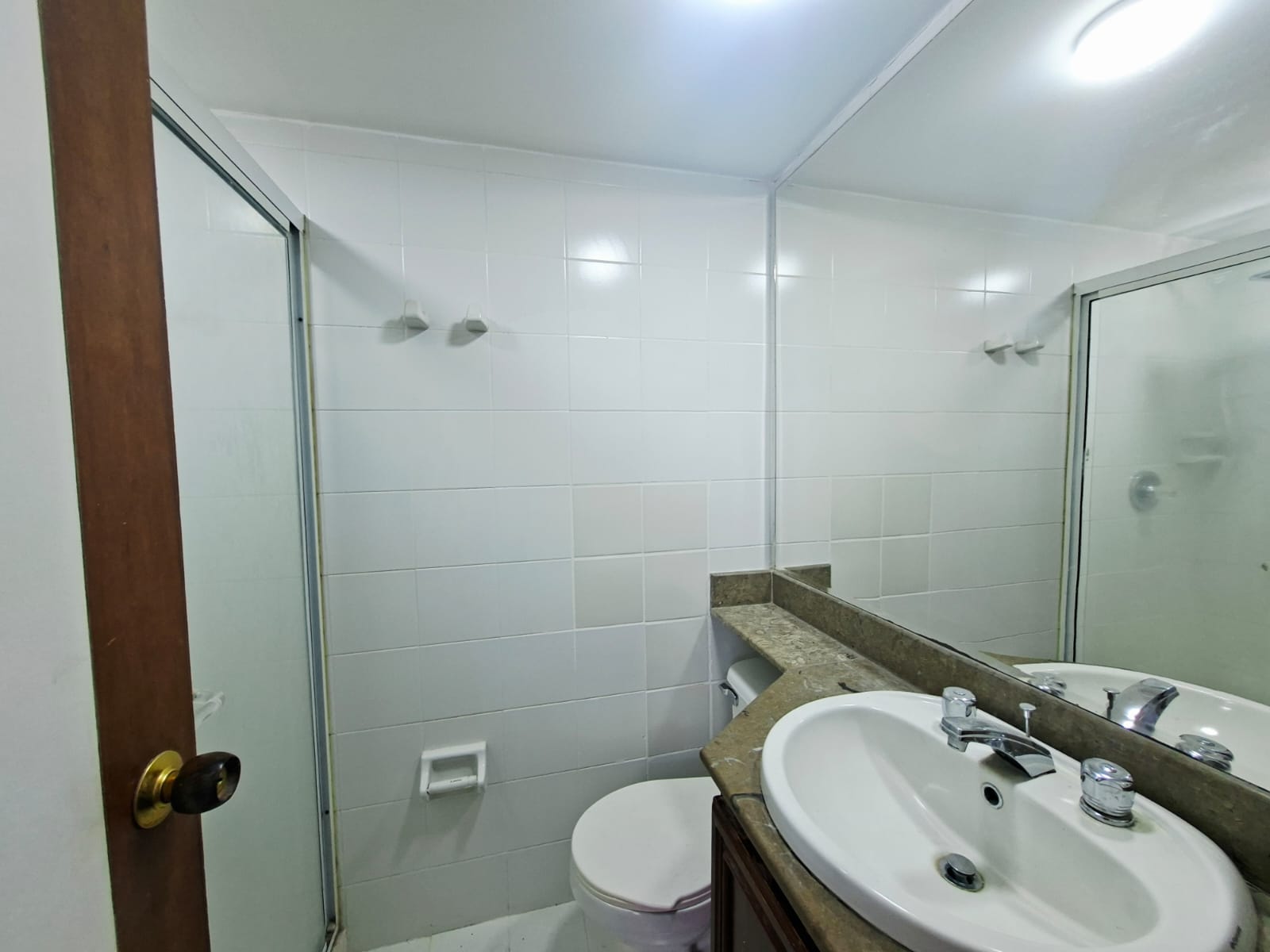 Apartamento en arriendo Poblado Loma de San Julian GBQ