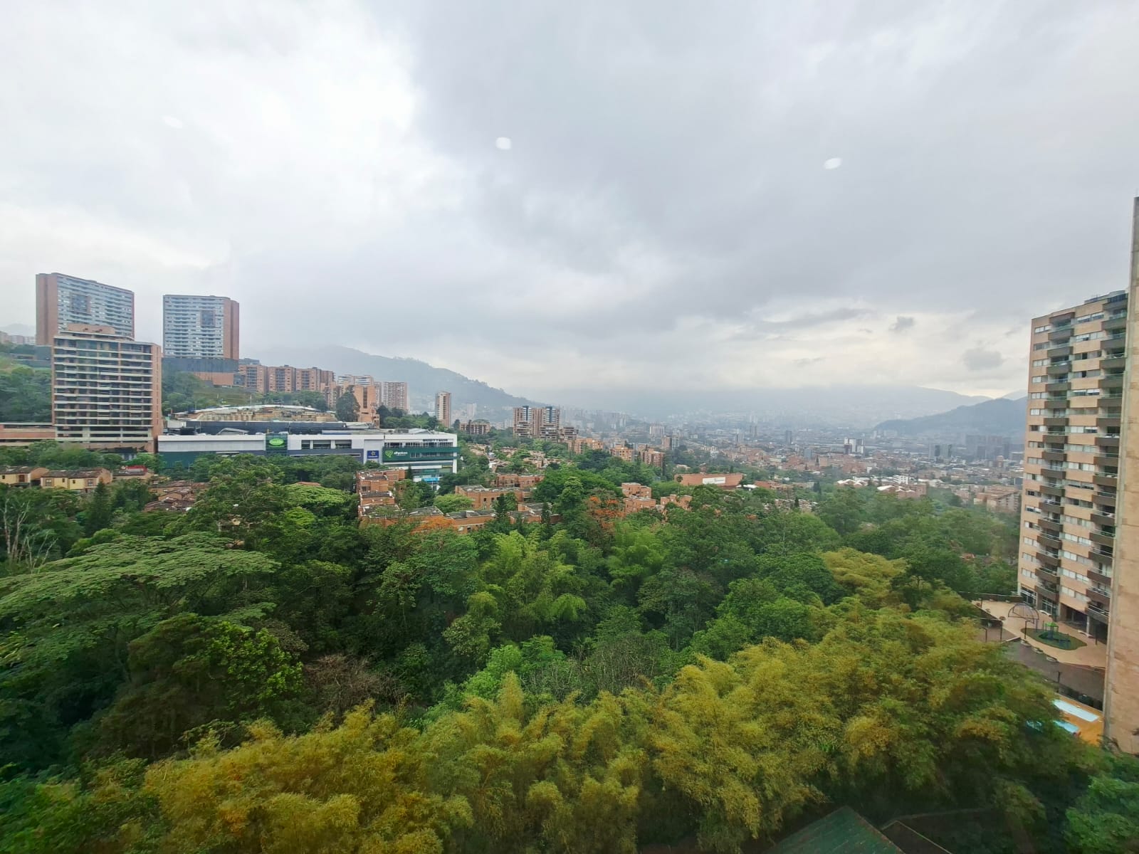 Apartamento en venta y arriendo Loma del Chocho Envigado