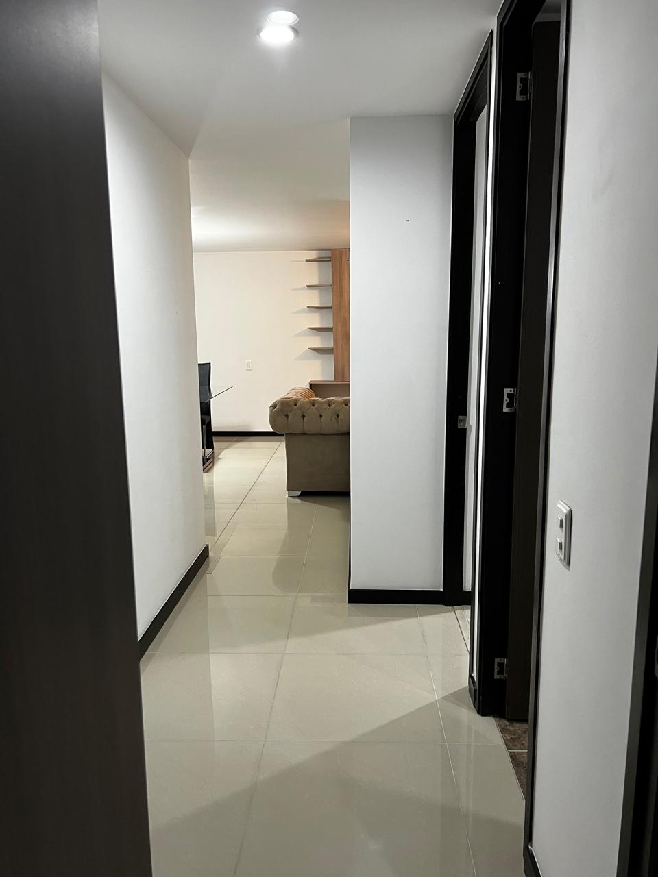APARTAMENTO EN ARRIENDO AMOBLADO POBLADO VC13