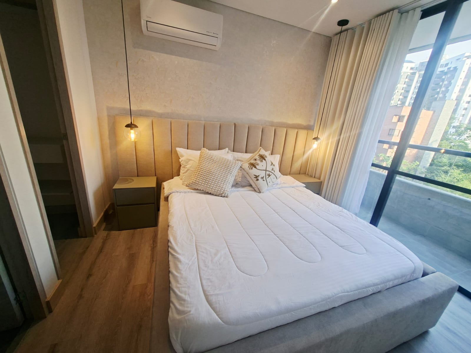 Apartamento en arriendo amoblado Poblado cerca a los Balsos GRBYLN 4