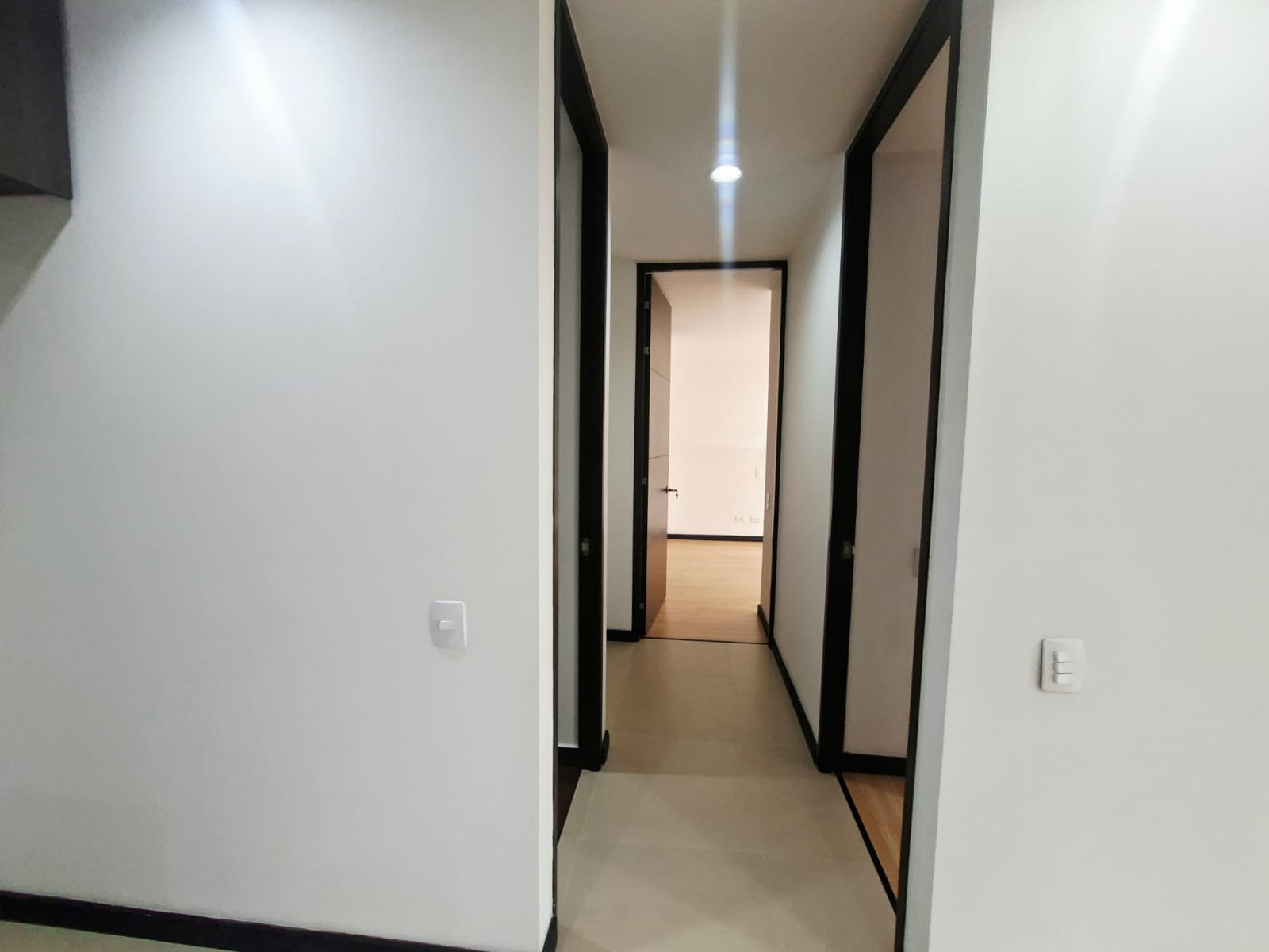 Apartamento en arriendo Poblado Palmas YB3