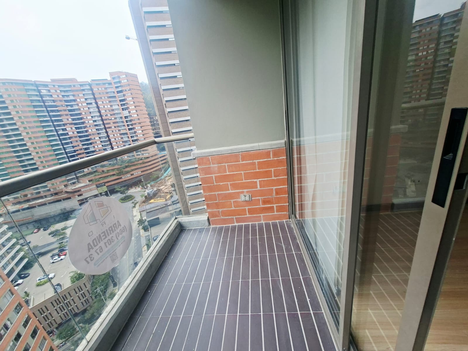 Apartamento en arriendo Poblado Palmas 19 BY