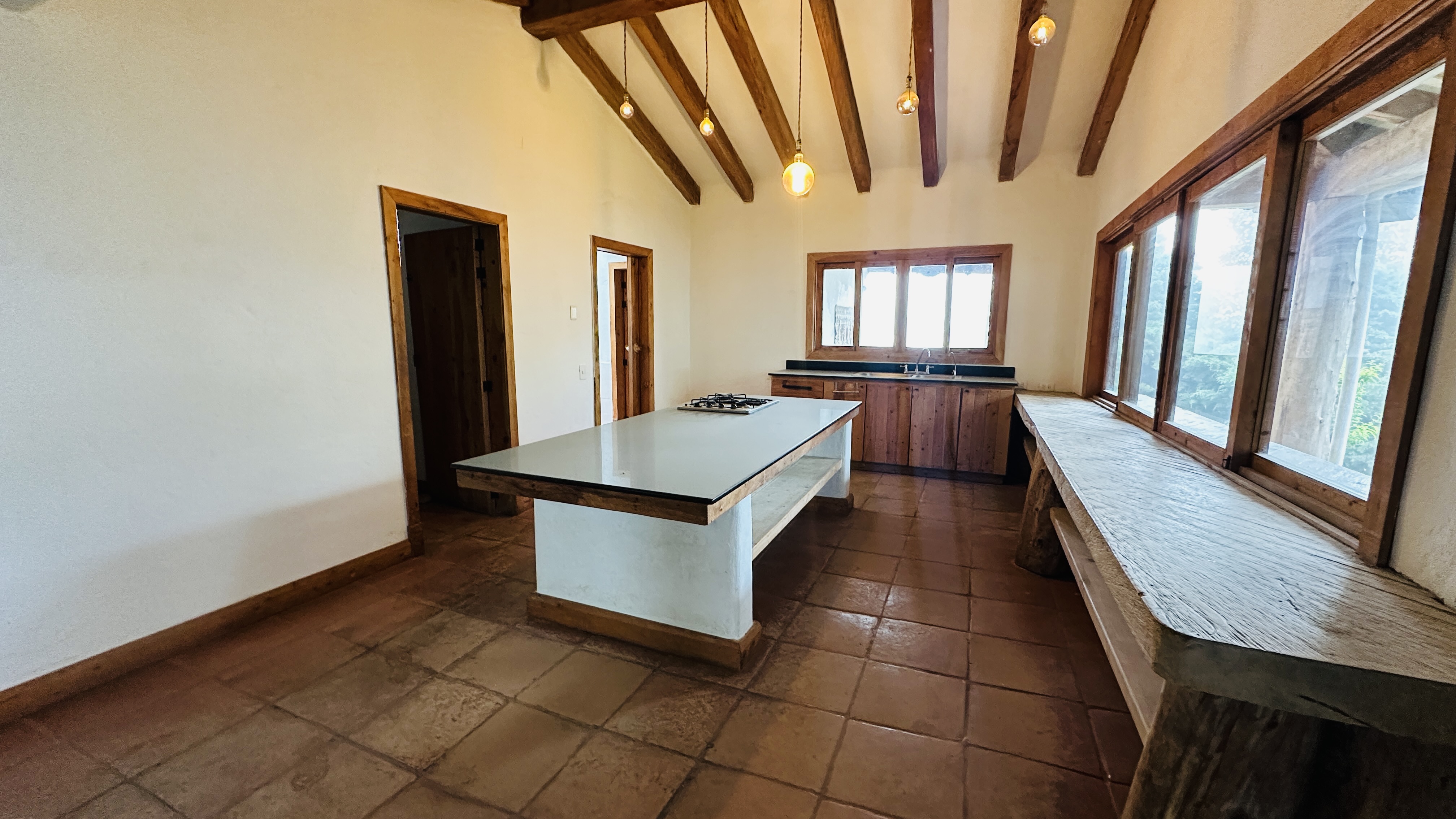 Casa en el alto de las palmas en arriendo