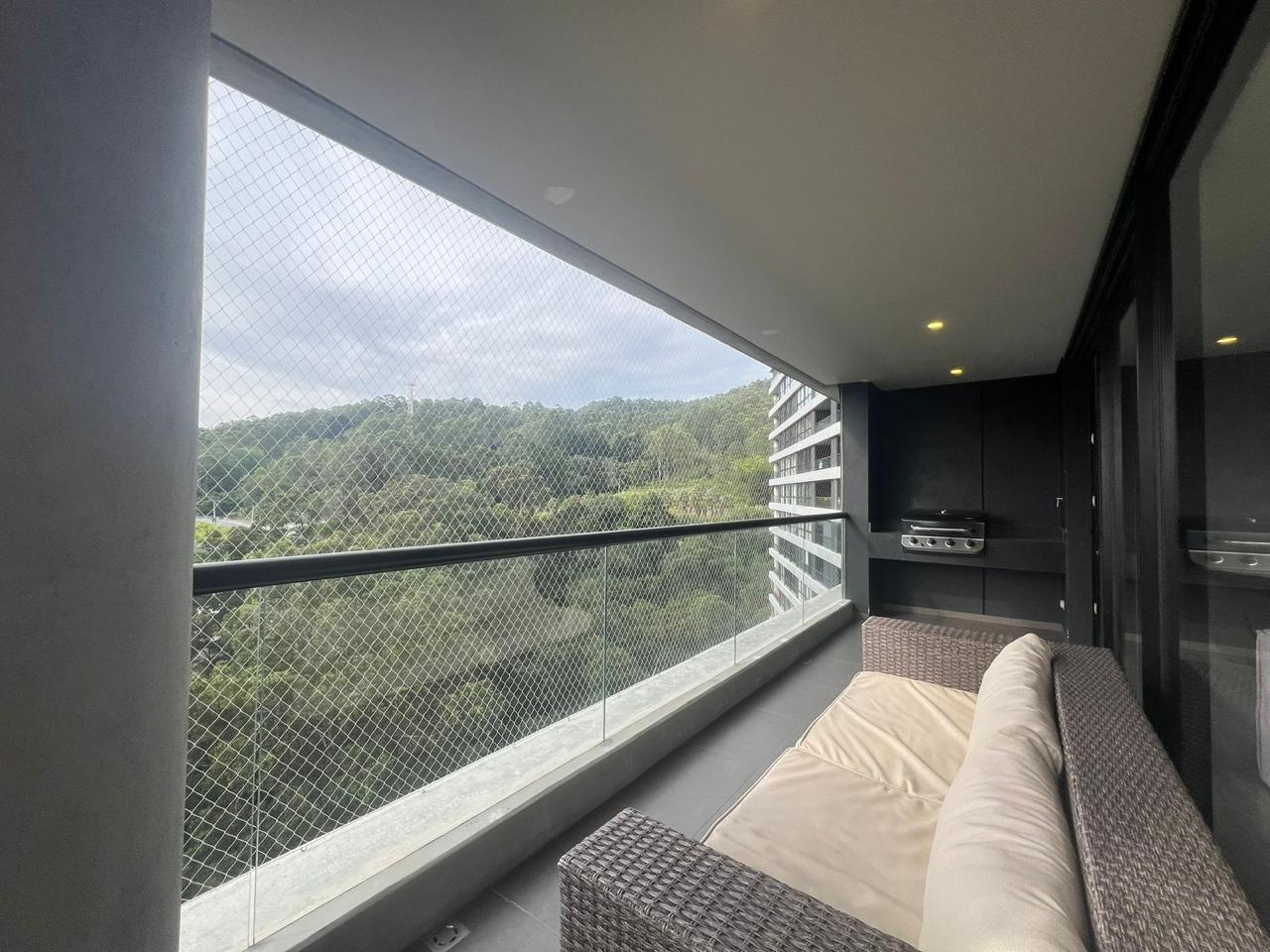 Apartamento en arriendo amoblado Poblado Hermoso LC