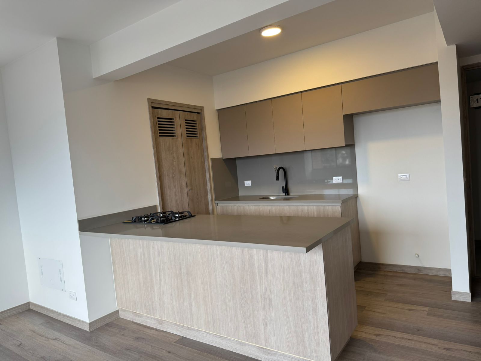 Apartamento en arriendo ciudad del río ARTC