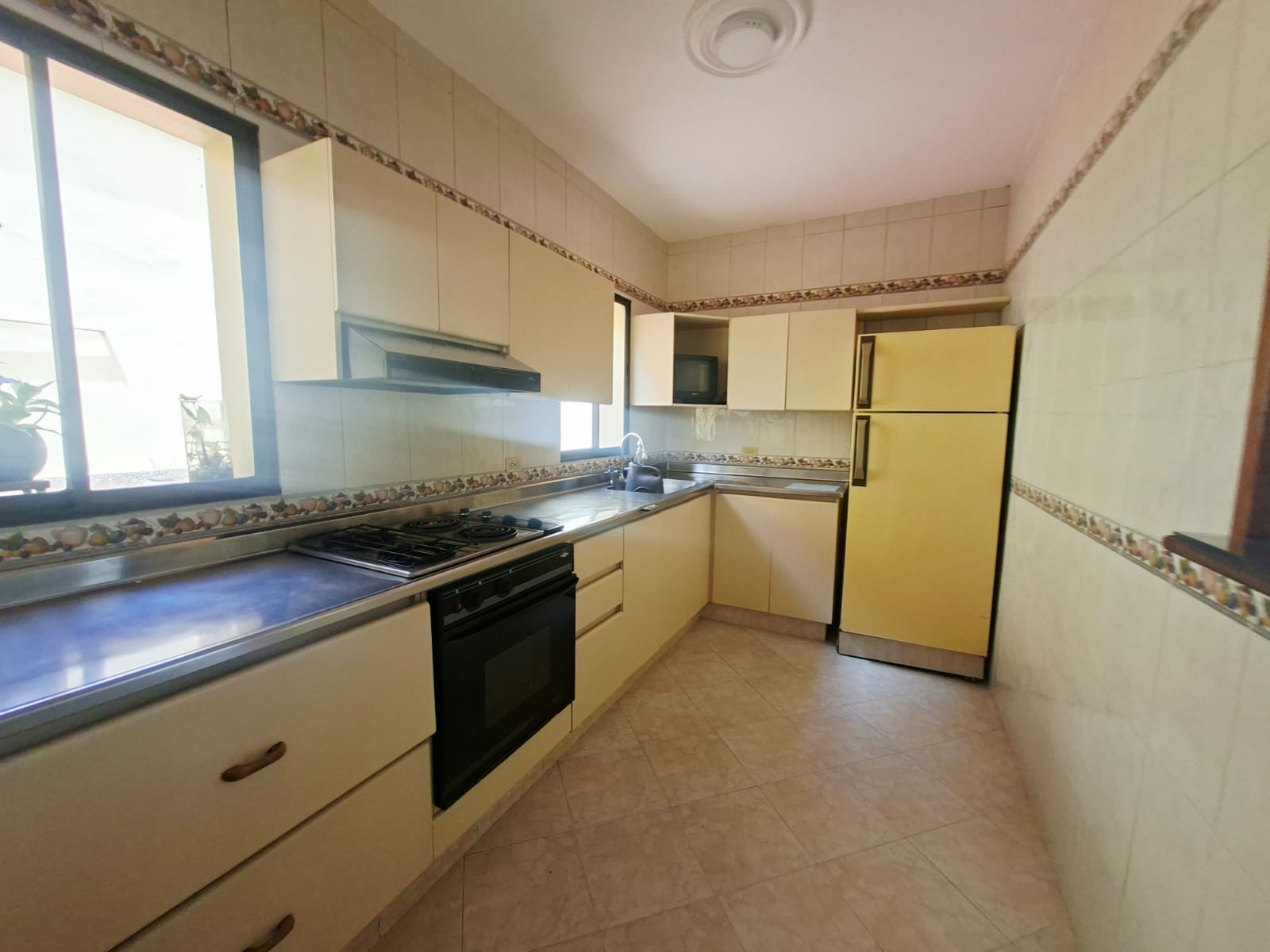 CASA LOTE EN VENTA BELEN ROSALES 9X22 ALTA MIXTURA