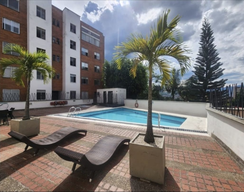 APARTAMENTO EN VENTA POBLADO TRANSVERSAL INFERIOR CP