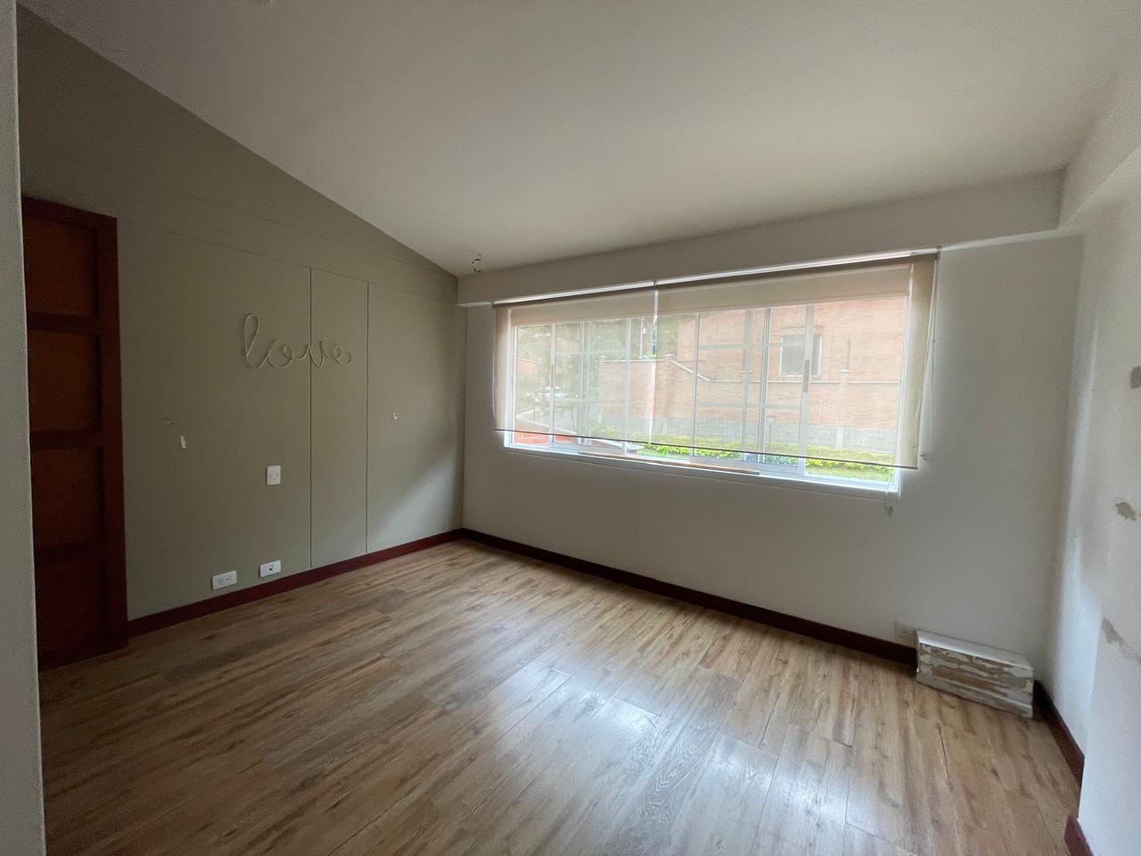 Casa en venta Envigado Loma de las Brujas  Alto Valor CC
