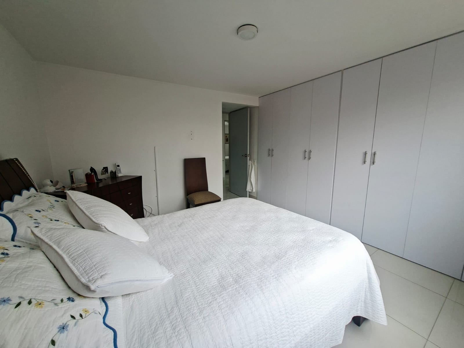 APARTAMENTO EN VENTA  ESCOBERO EXCELENTE PUNTO IB4