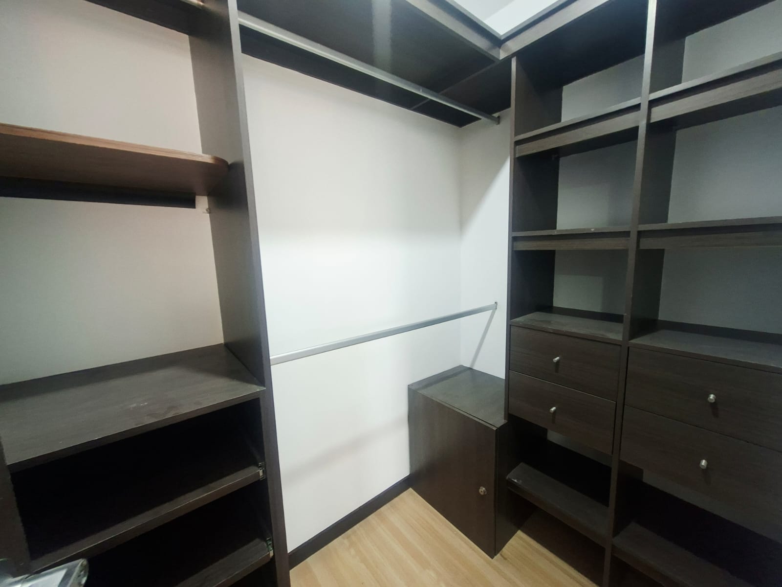 Apartamento en arriendo Poblado Palmas BY7