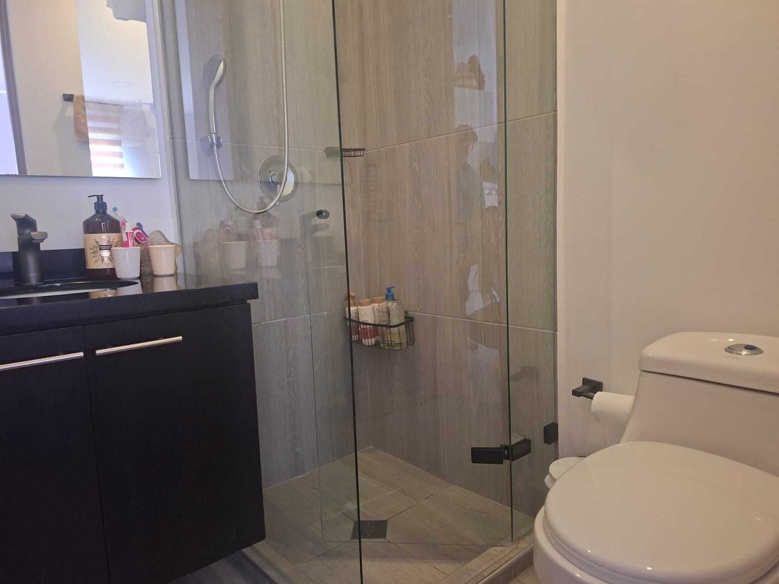 APARTAMENTO PARA LA VENTA EN POBLADO,  CERCA A PALMAS Y CASTROPOL