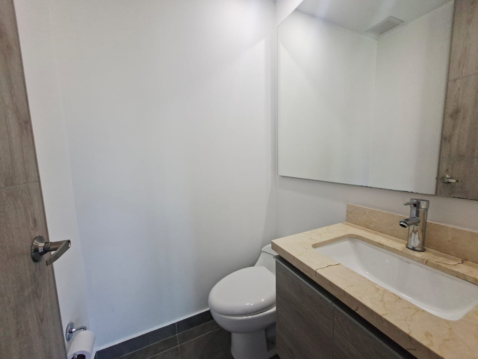 Apartamento en arriendo Envigado cerca a la Intermedia AP