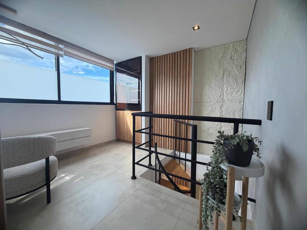 APARTAMENTO EN VENTA LAURELES DUPLEX AIRBNB RENTA CORTA-LARGA