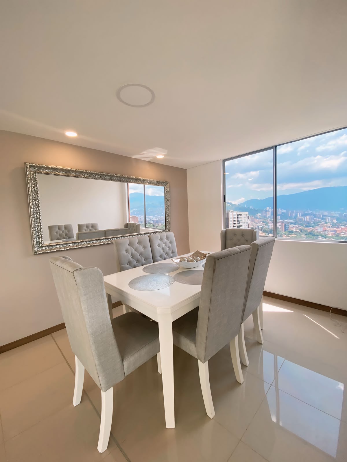 APARTAMENTO EN ARRIENDO ENVIGADO AUSTRAL CUMBRES MA