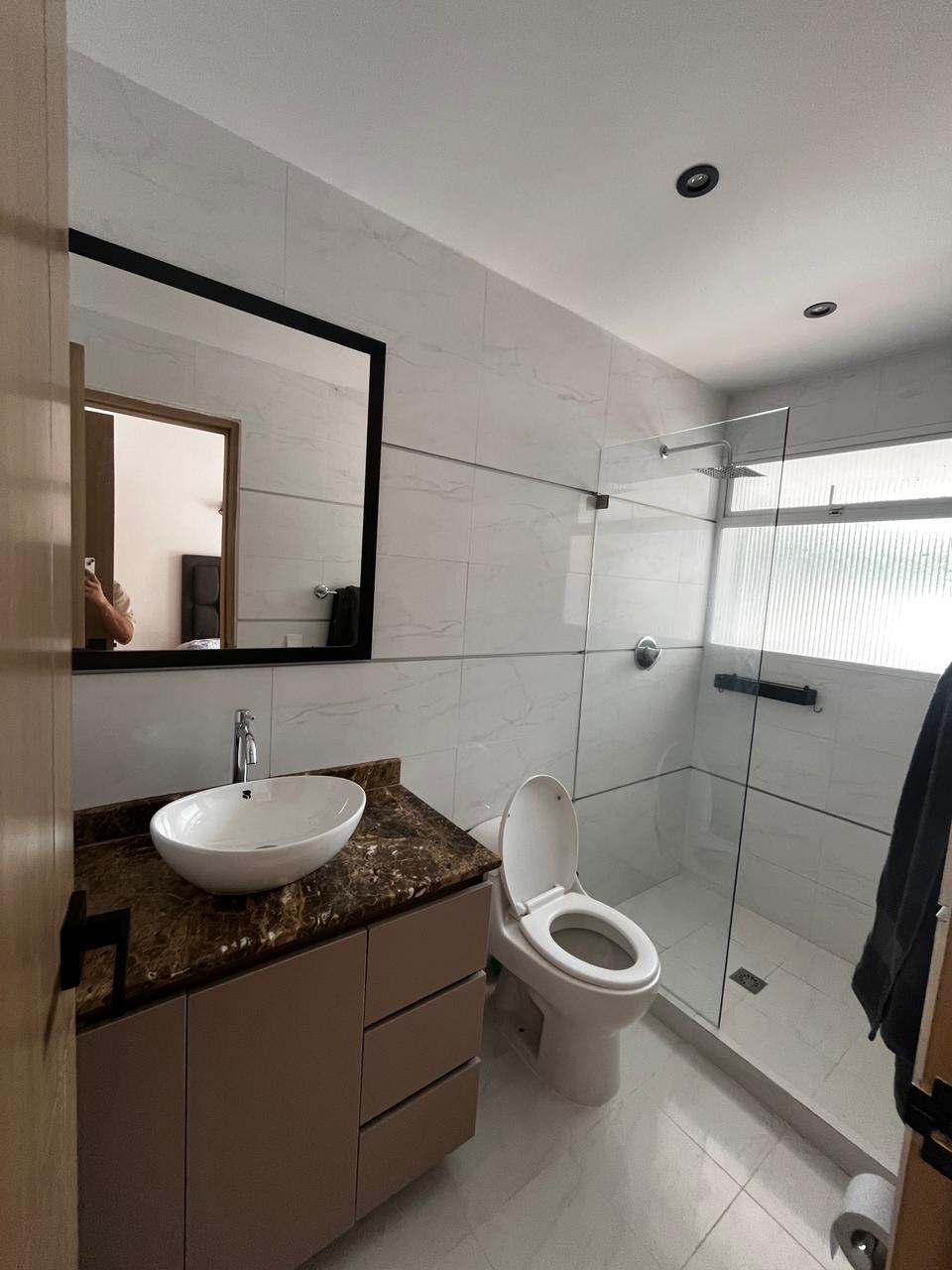 CASA EN VENTA EL POBLADO CERCA A LA CALERA