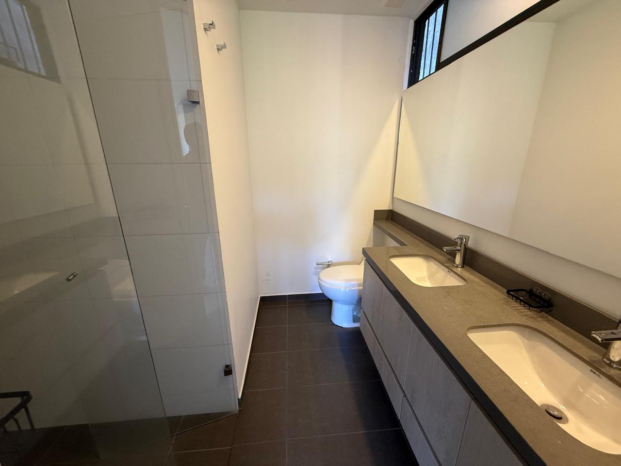 Apartamento en arriendo Poblado Palmas TC LC 24