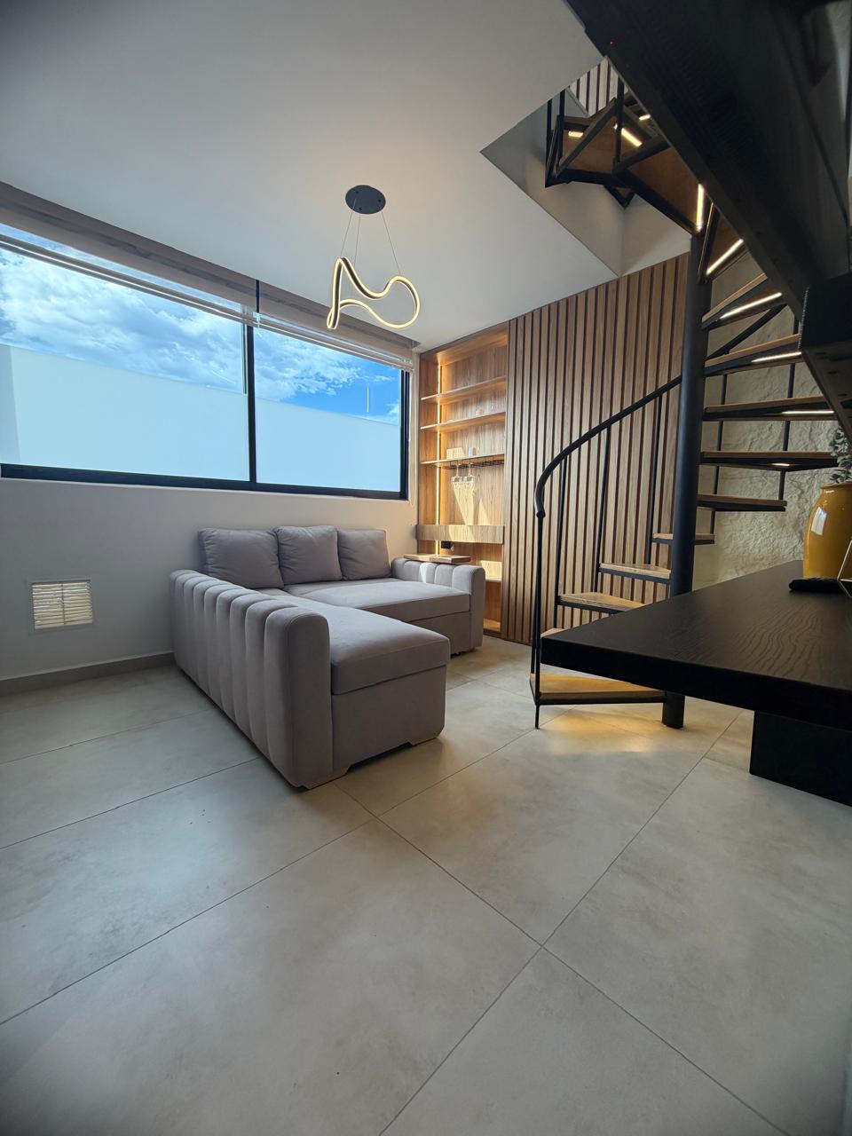 APARTAMENTO EN VENTA LAURELES DUPLEX AIRBNB RENTA CORTA-LARGA