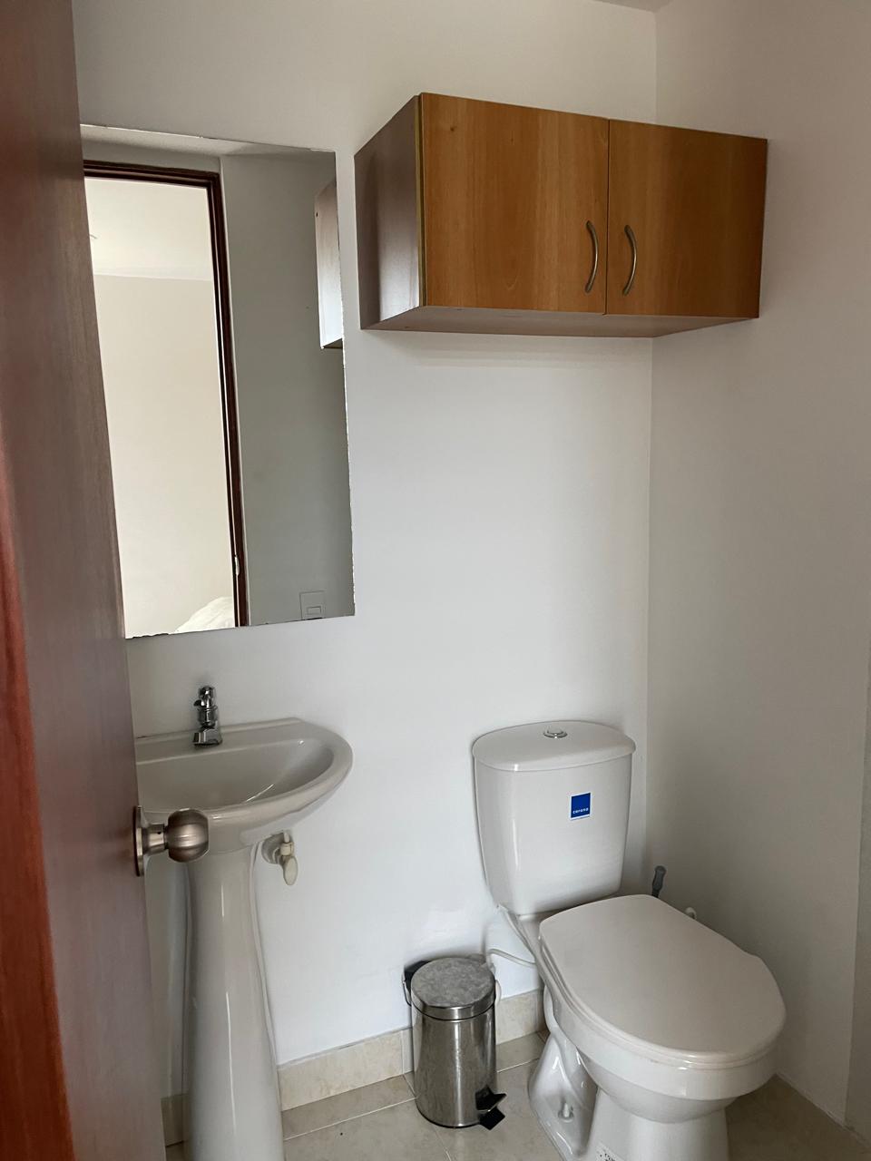 APARTAMENTO EN ARRIENDO AMOBLADO JUNTO A LA MILLA DE ORO LC