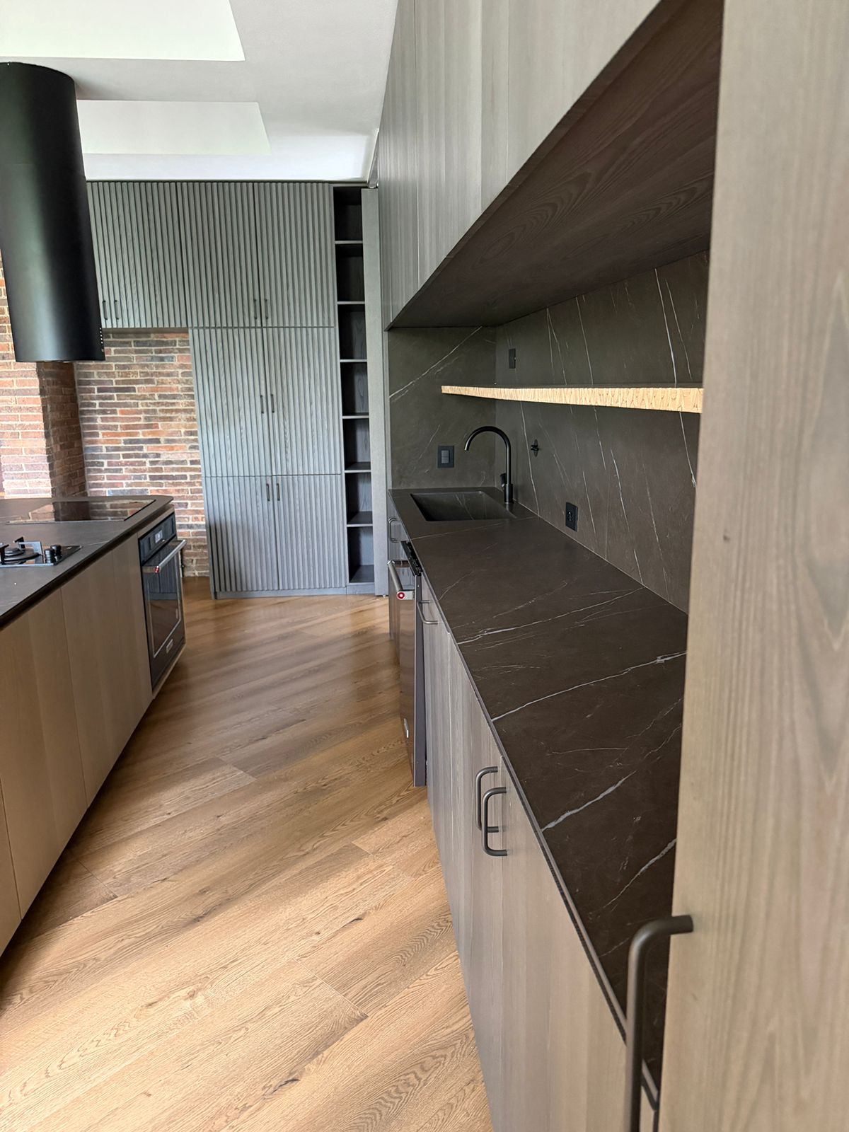 VENTA DE APARTAMENTO EXCLUSIVO SECTOR LOMA DEL TESORO