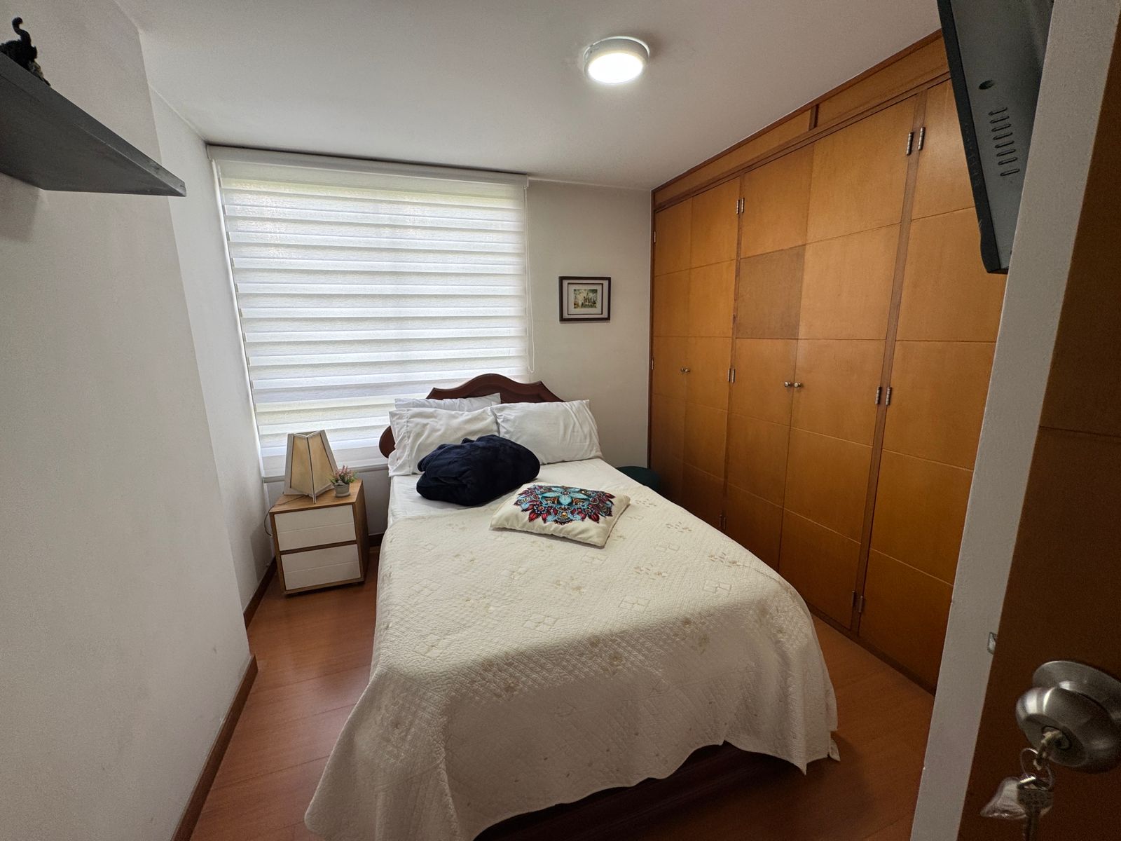 Venta de apartamento y arriendo amoblado Castropol cerca a la avenida