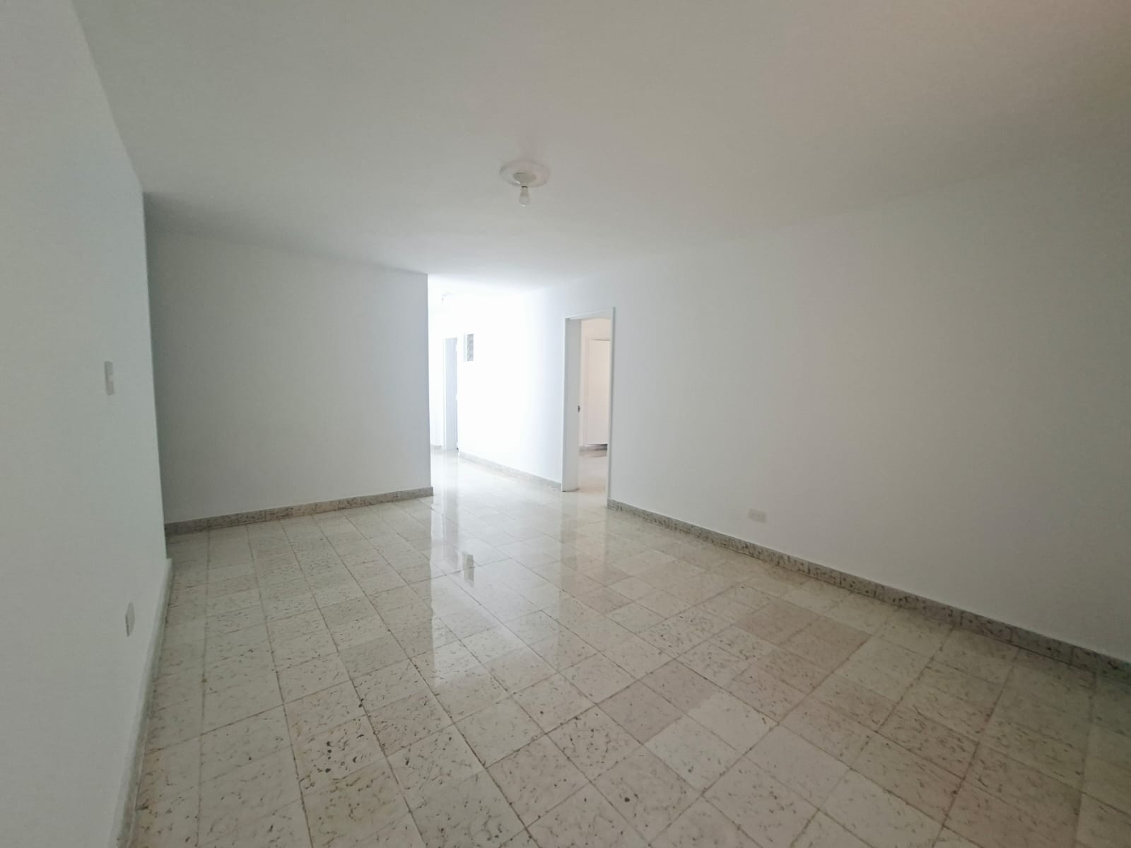 CASA LOTE EN VENTA BELEN ROSALES 9X22 ALTA MIXTURA
