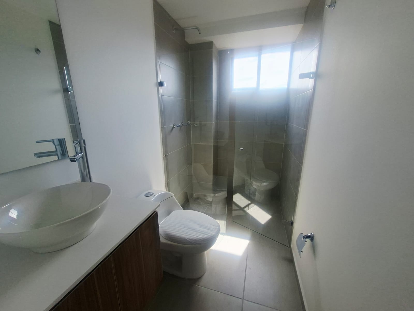 Apartamento para la venta en la Loma del Indio PL10