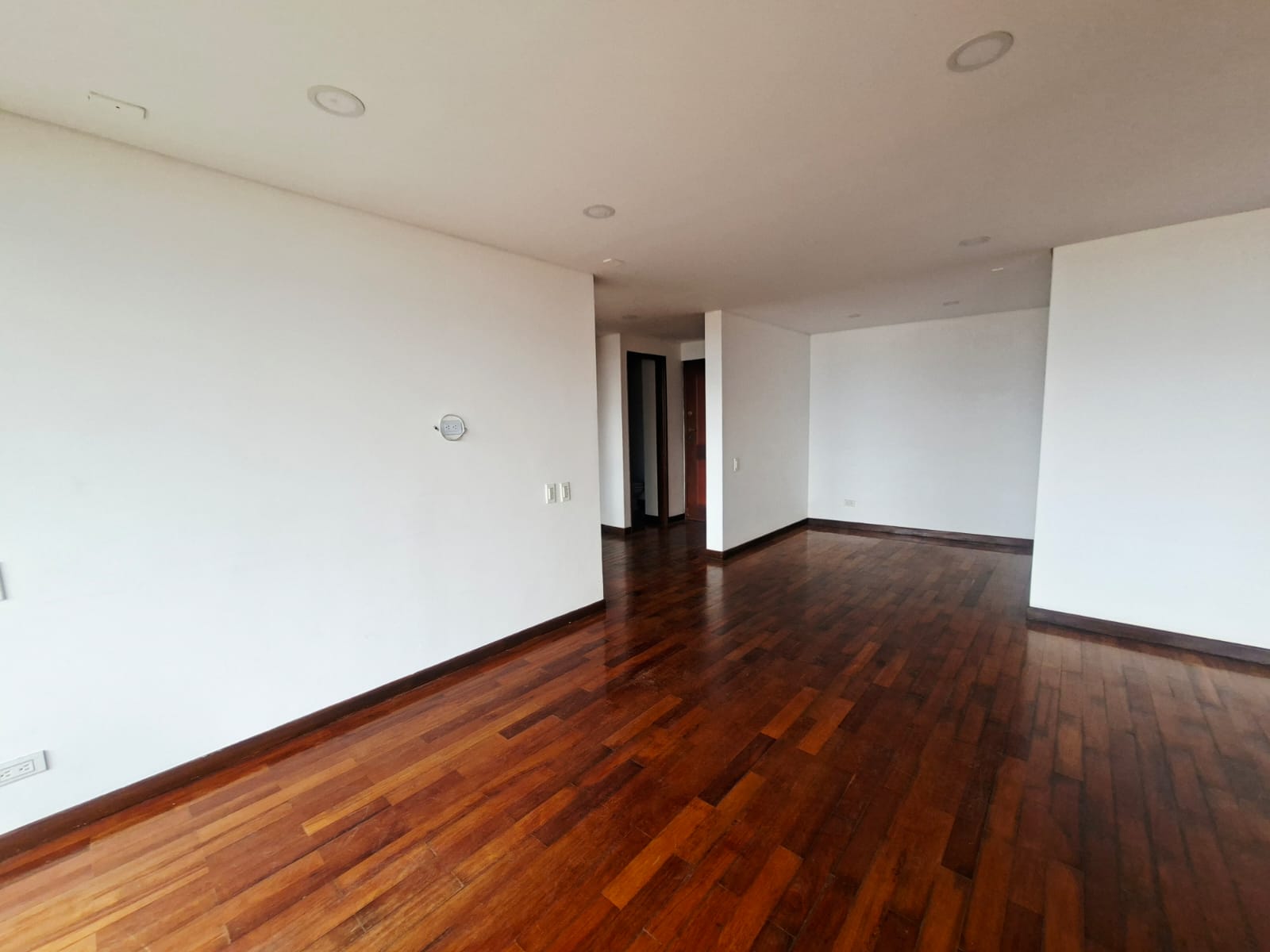 APARTAMENTO EN VENTA LA CALERA POBLADO P17