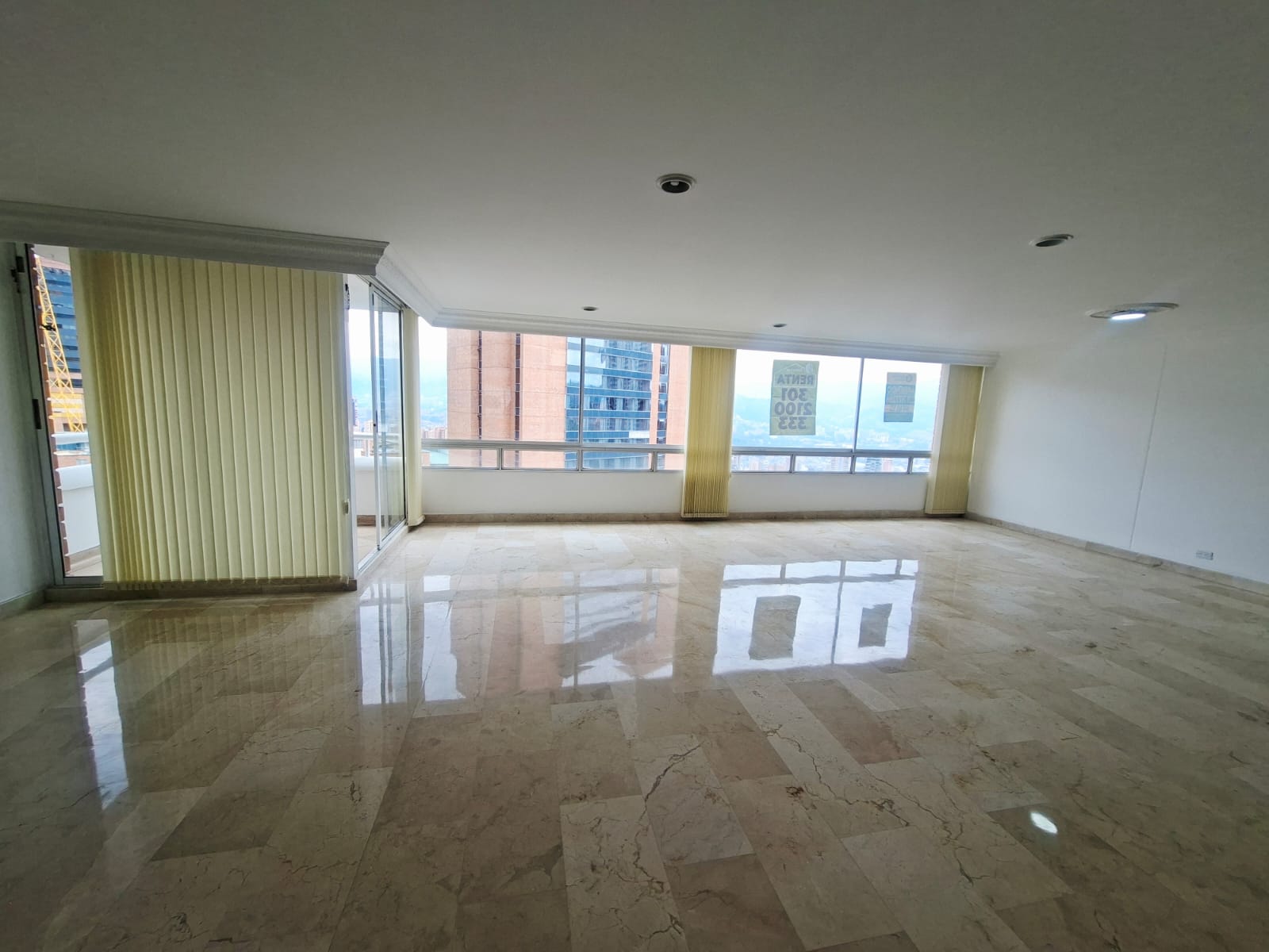 APARTAMENTO PENTHOUSE EN VENTA  TESORO BR