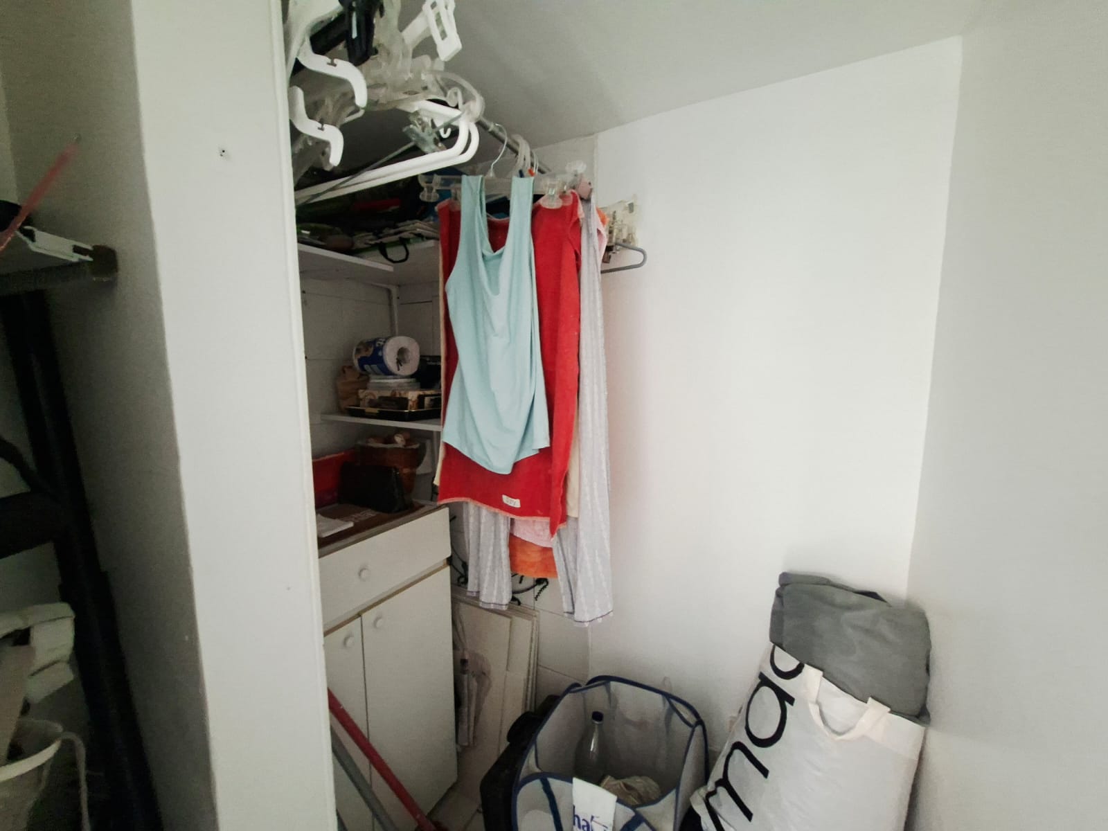 APARTAMENTO EN VENTA  ESCOBERO EXCELENTE PUNTO IB4