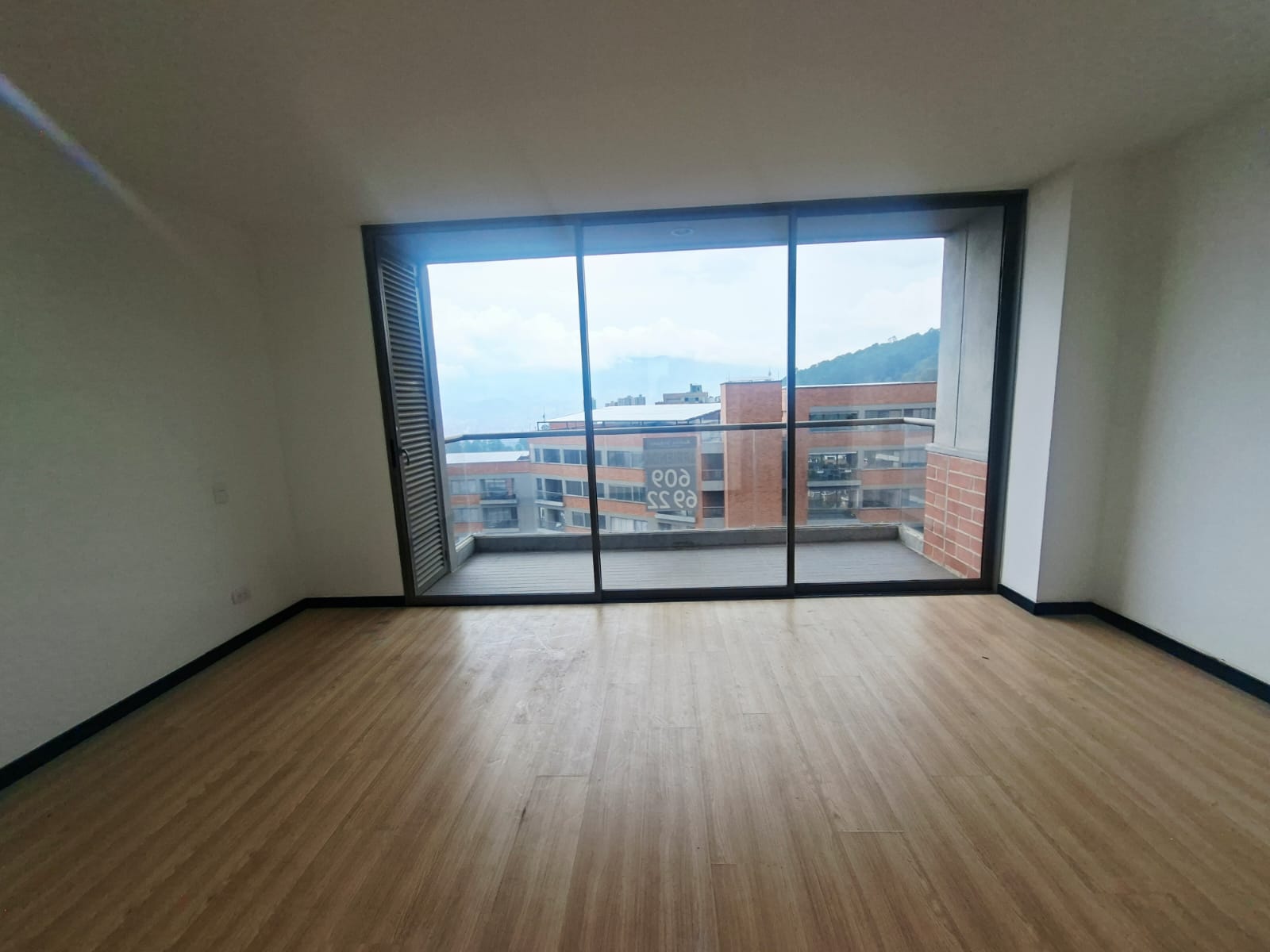 Apartamento Dúplex  en arriendo Poblado las Palmas BY26
