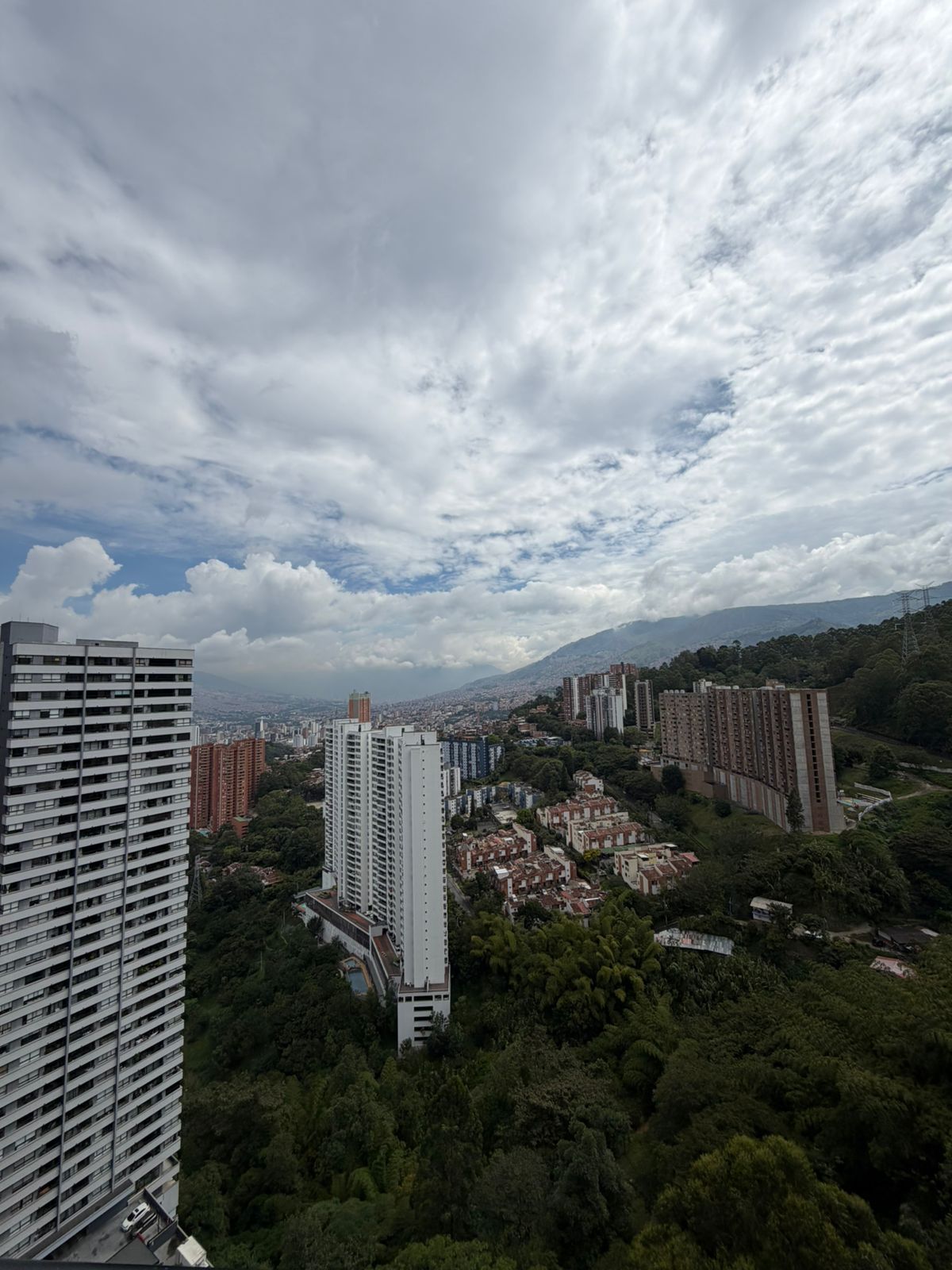 ARRIENDO APARTAMENTO LAS PALMAS PC18