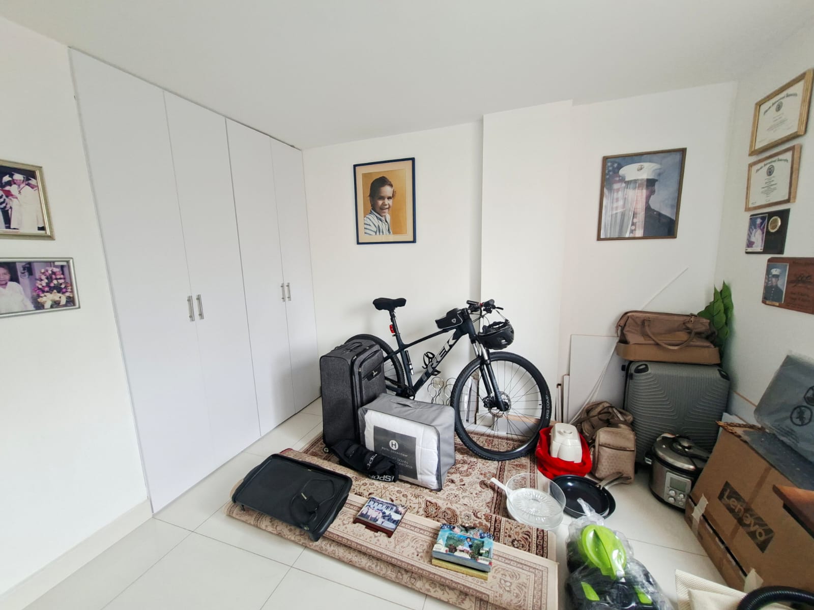 APARTAMENTO EN VENTA  ESCOBERO EXCELENTE PUNTO IB4