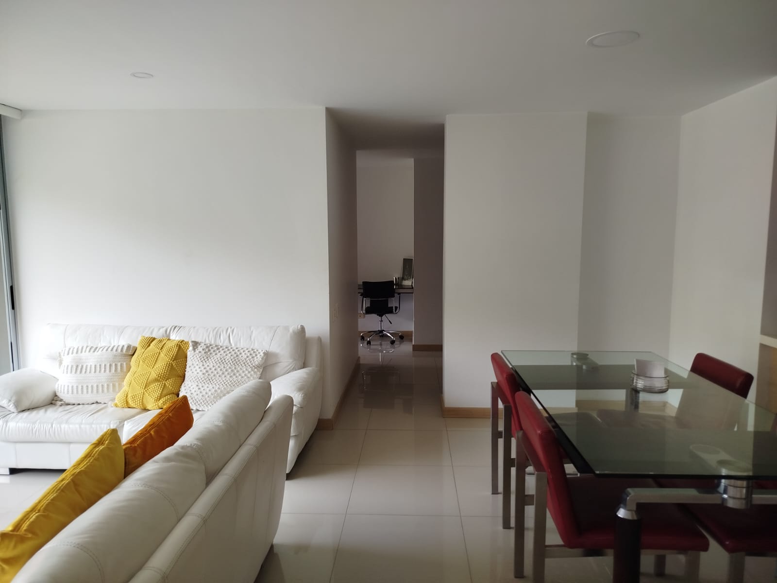 Apartamento en arriendo amoblado Envigado cerca a Terracina
