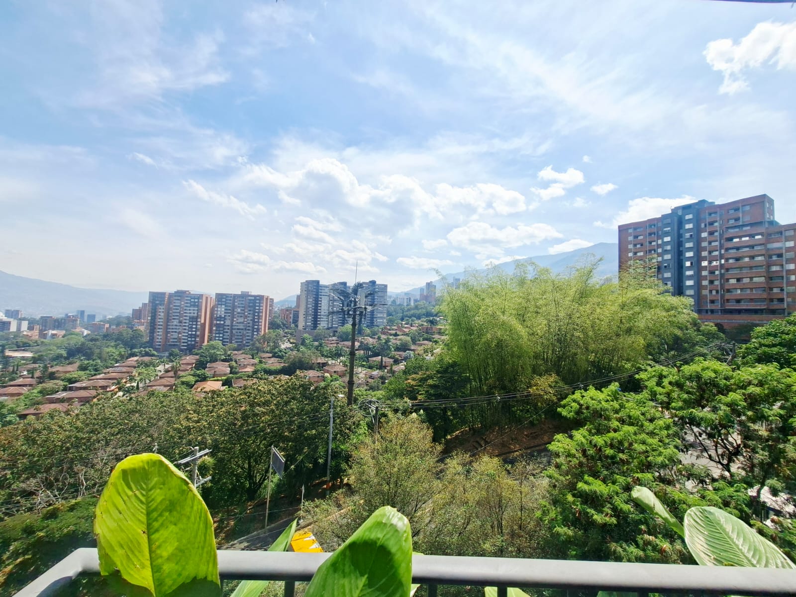 Apartamento amoblado en Envigado Loma del Esmeraldal