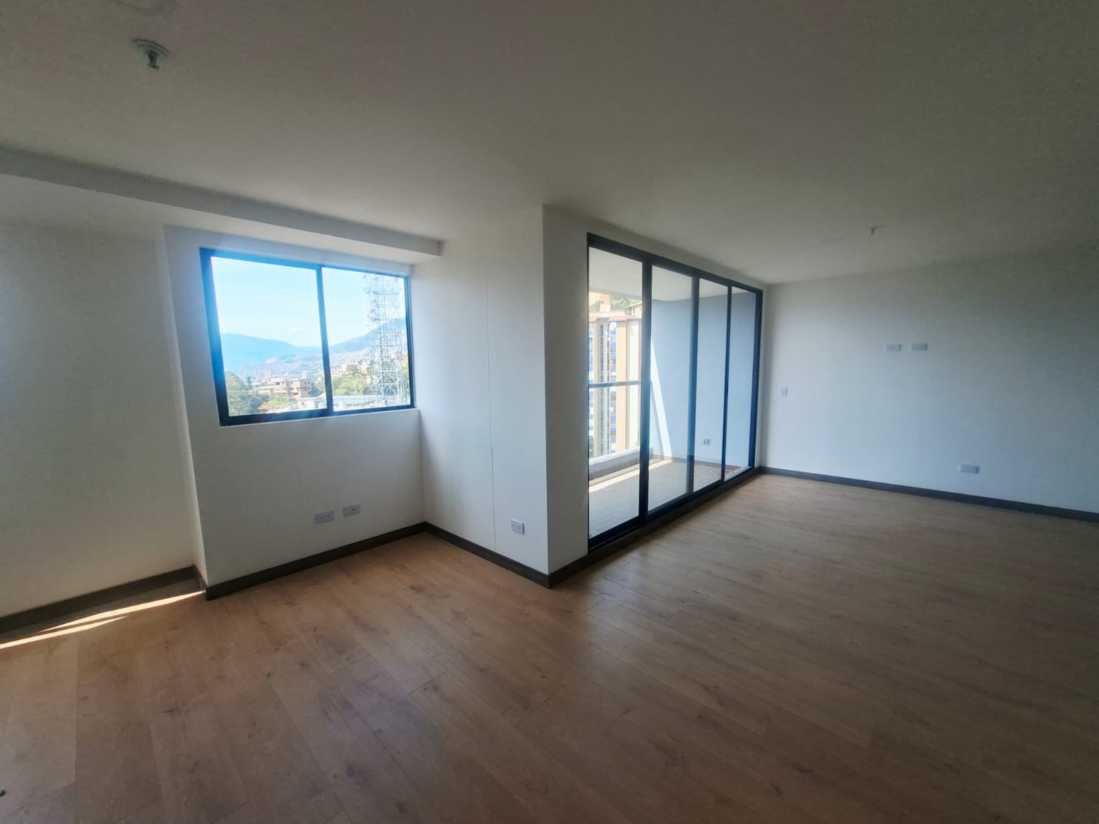 Apartamento para la venta en la Loma del Indio PL10