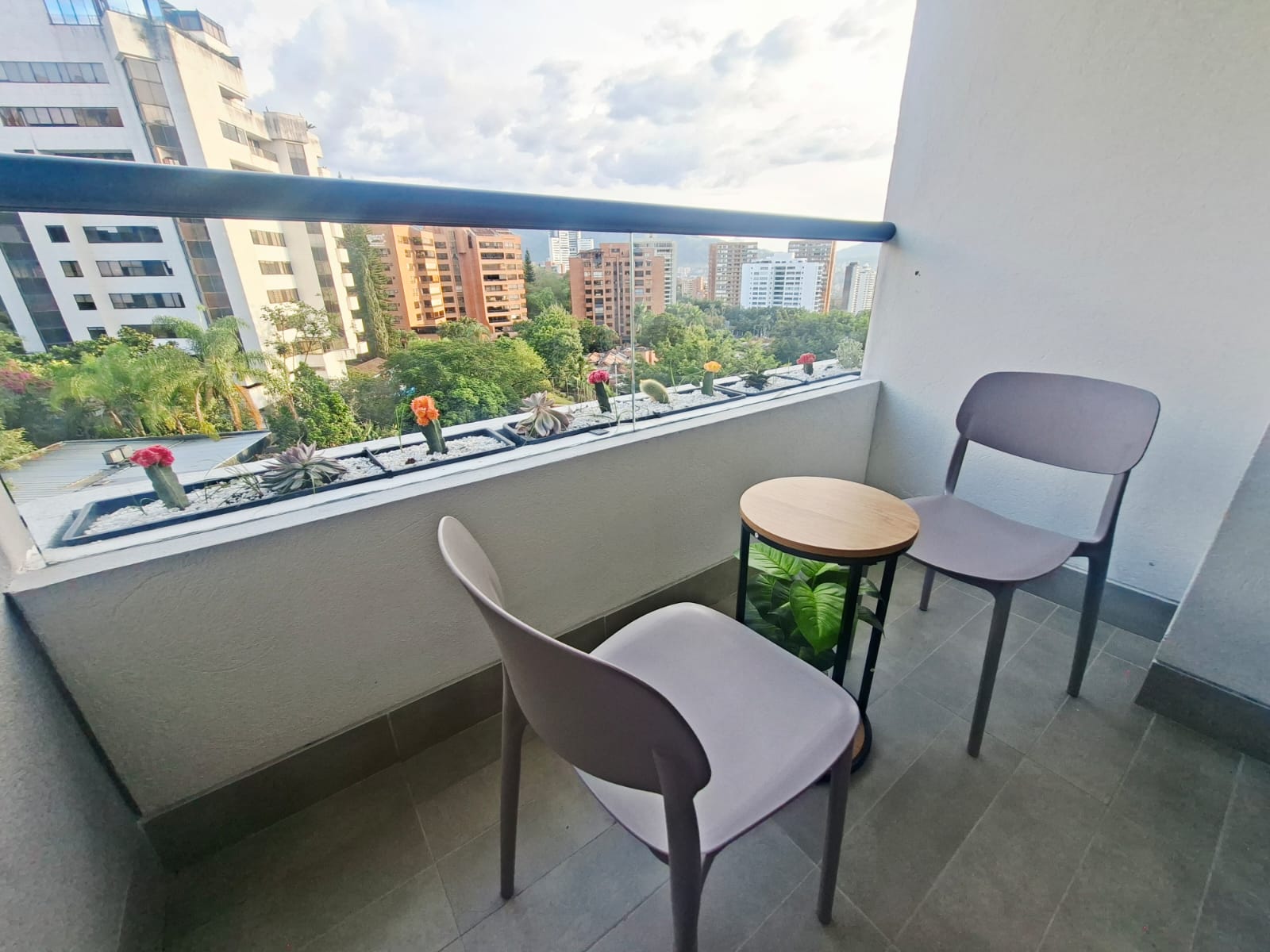 Apartamento en arriendo amoblado Poblado cerca a los Balsos GRBYLN 4