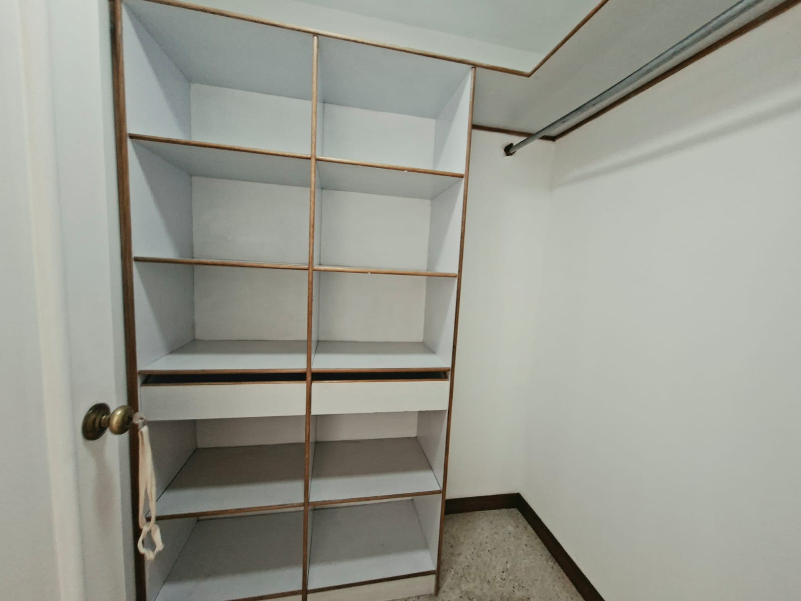 Apartamento en venta cerca la  clínica Medellín del Poblado