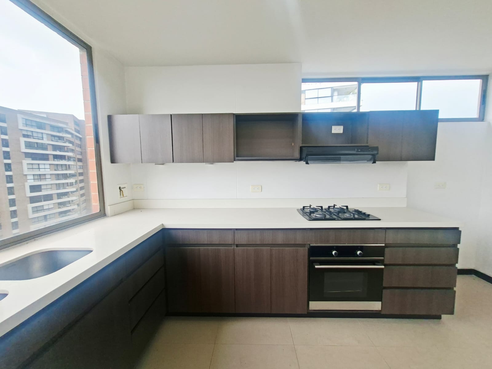 Apartamento Dúplex  en arriendo Poblado las Palmas BY26